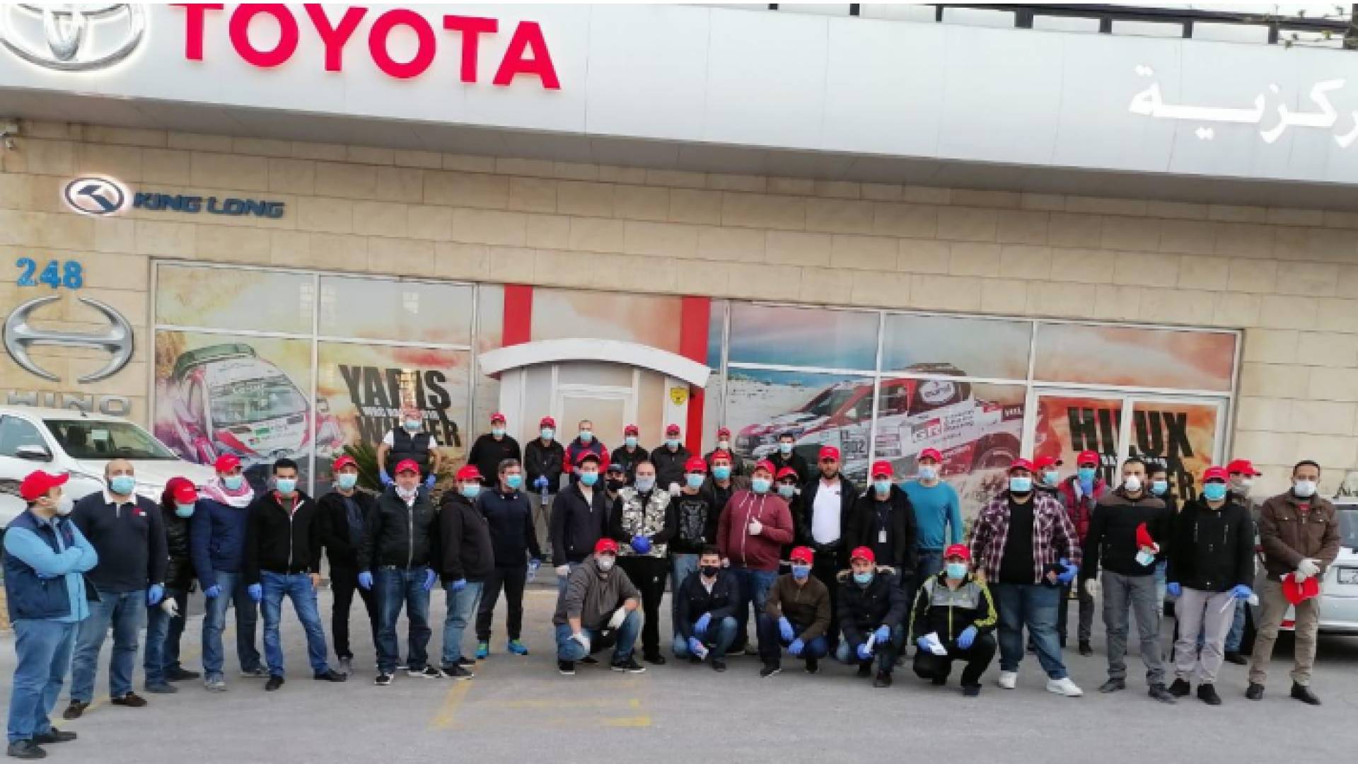 100 سيارة ومتطوعون من المركزية بدجت وتويوتا لتوزيع الخبز في جرش وعجلون