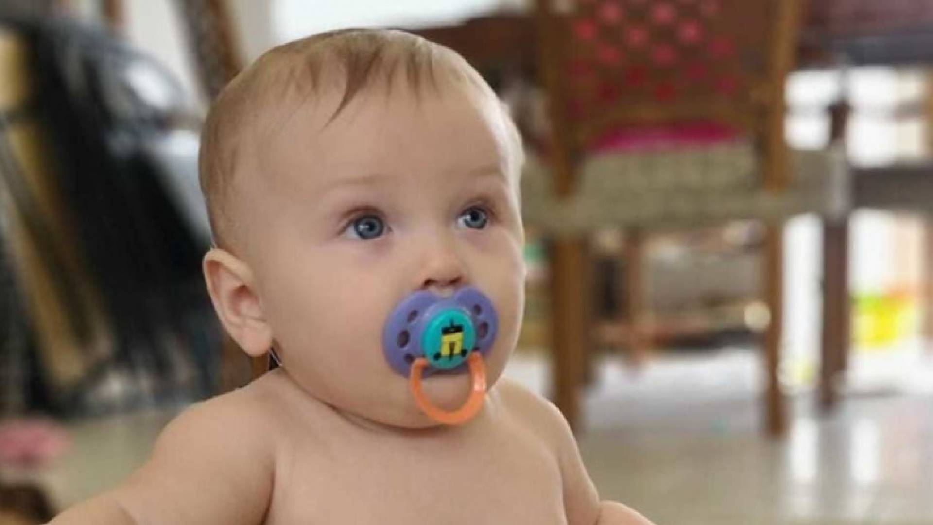 الطفل المصاب بفيروس كورونا