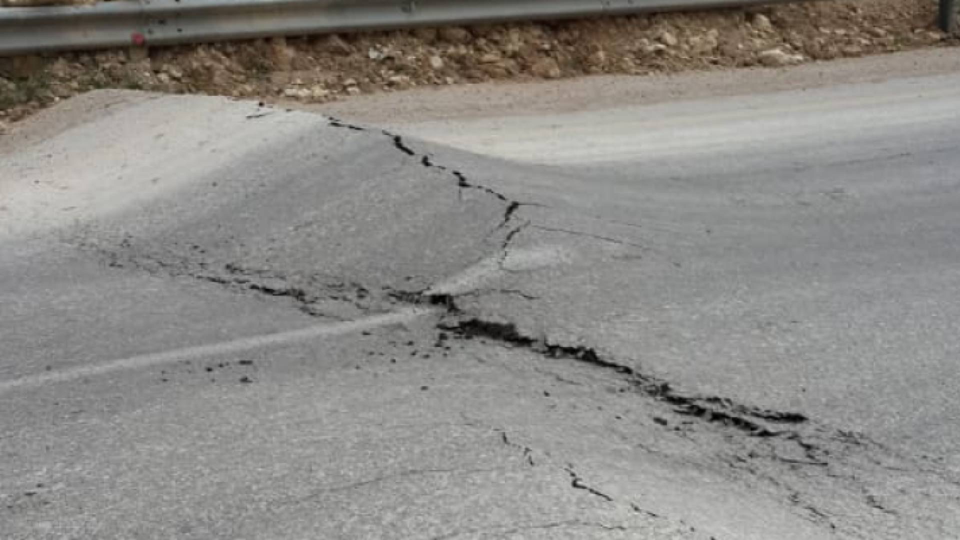 انزلاق على طريق العدسية