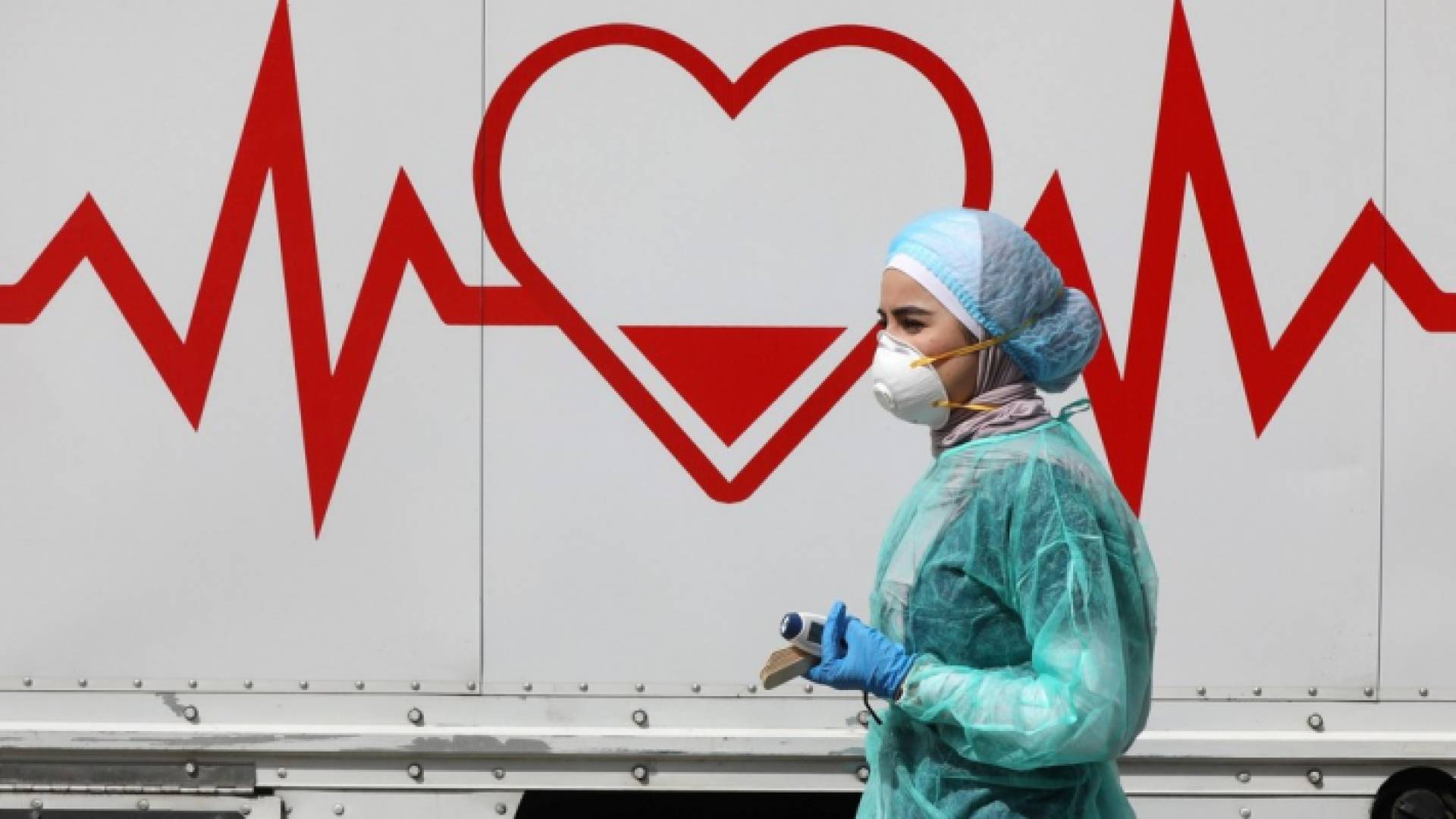 حظر تجول شامل الجمعة