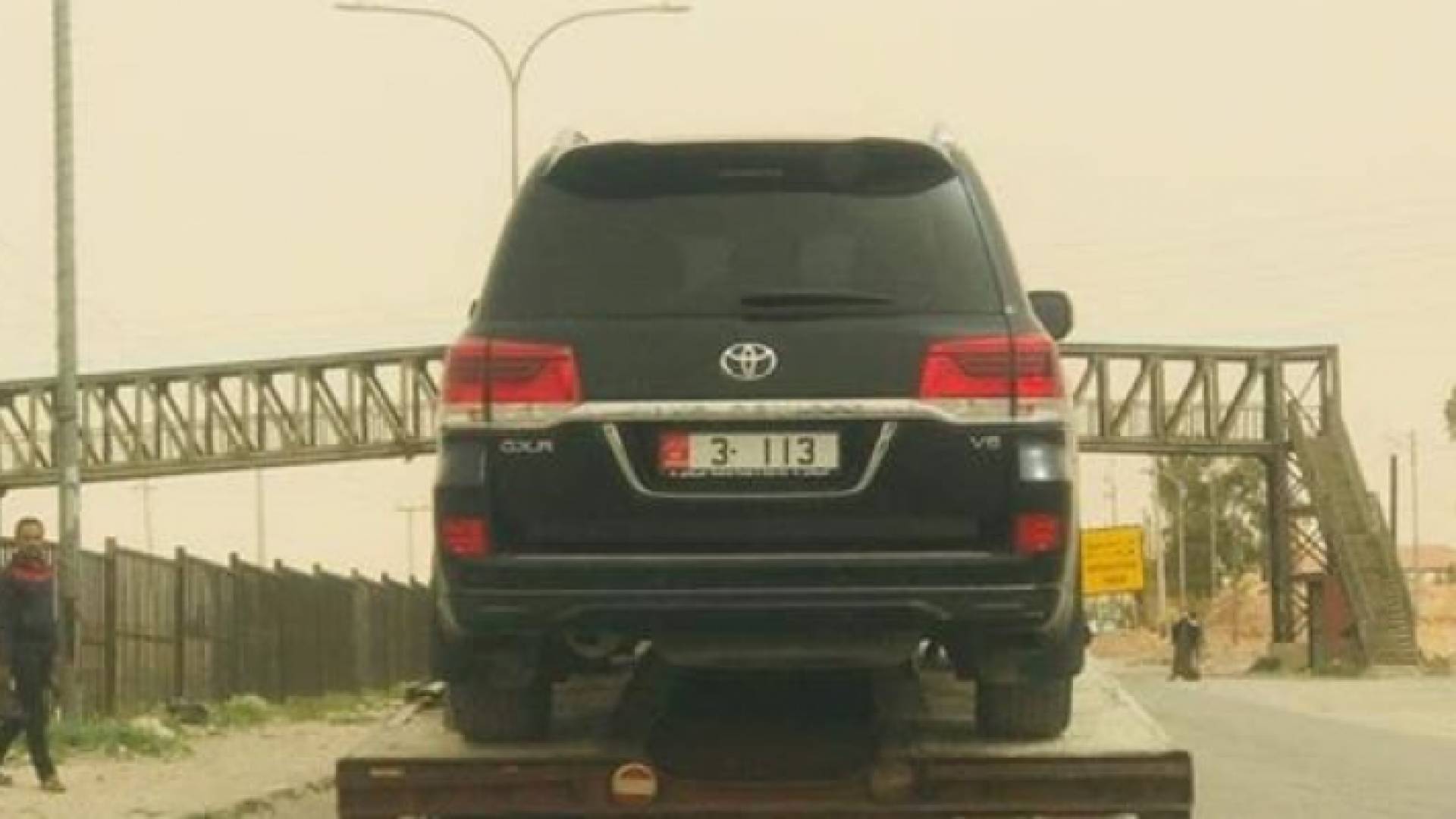 حجز مركبتي نائبين خالفا قانون حظر التجول