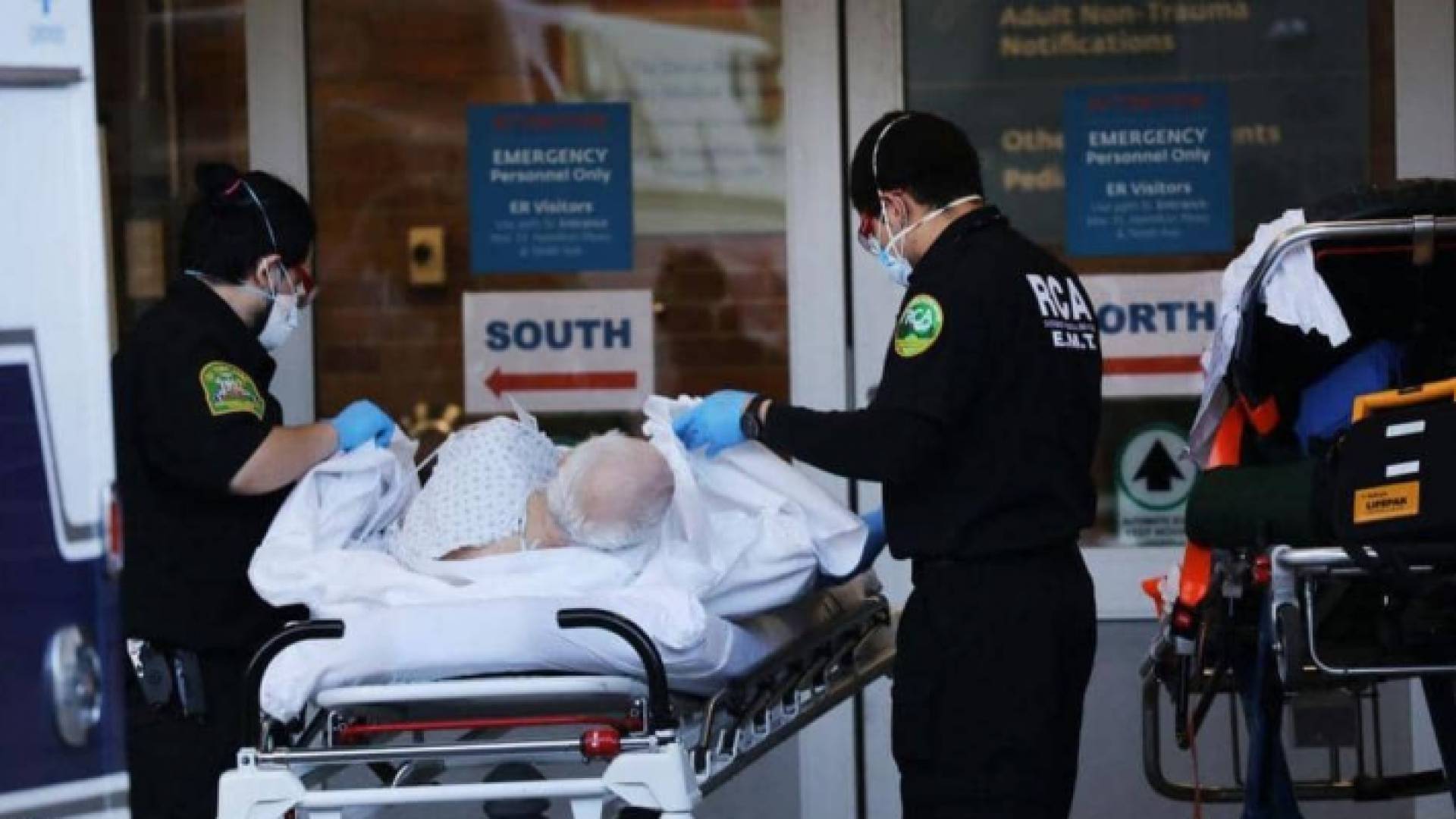 حوالى أربعة آلاف وفاة إضافية "مرجّحة" بفيروس كورونا في نيويورك