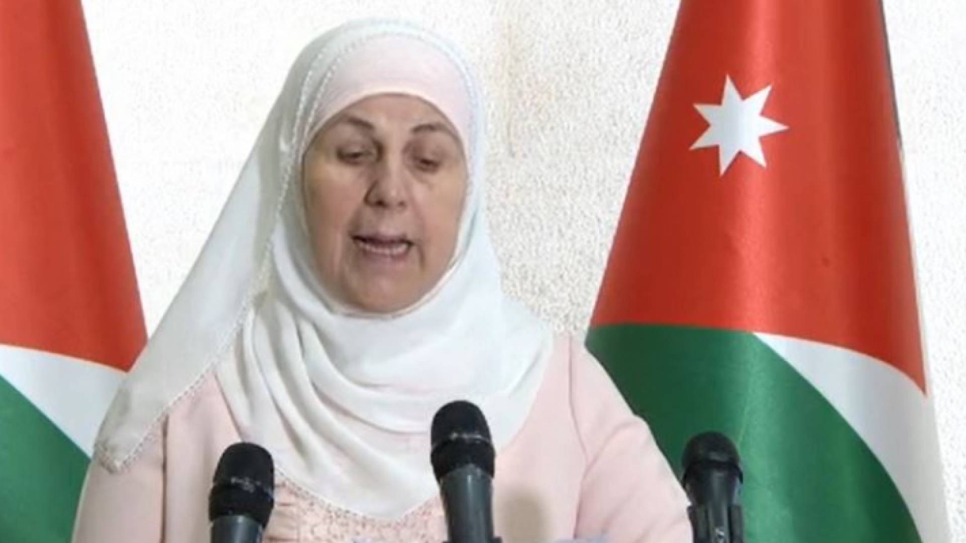 وزيرة التنمية الاجتماعية بسمة إسحاقات