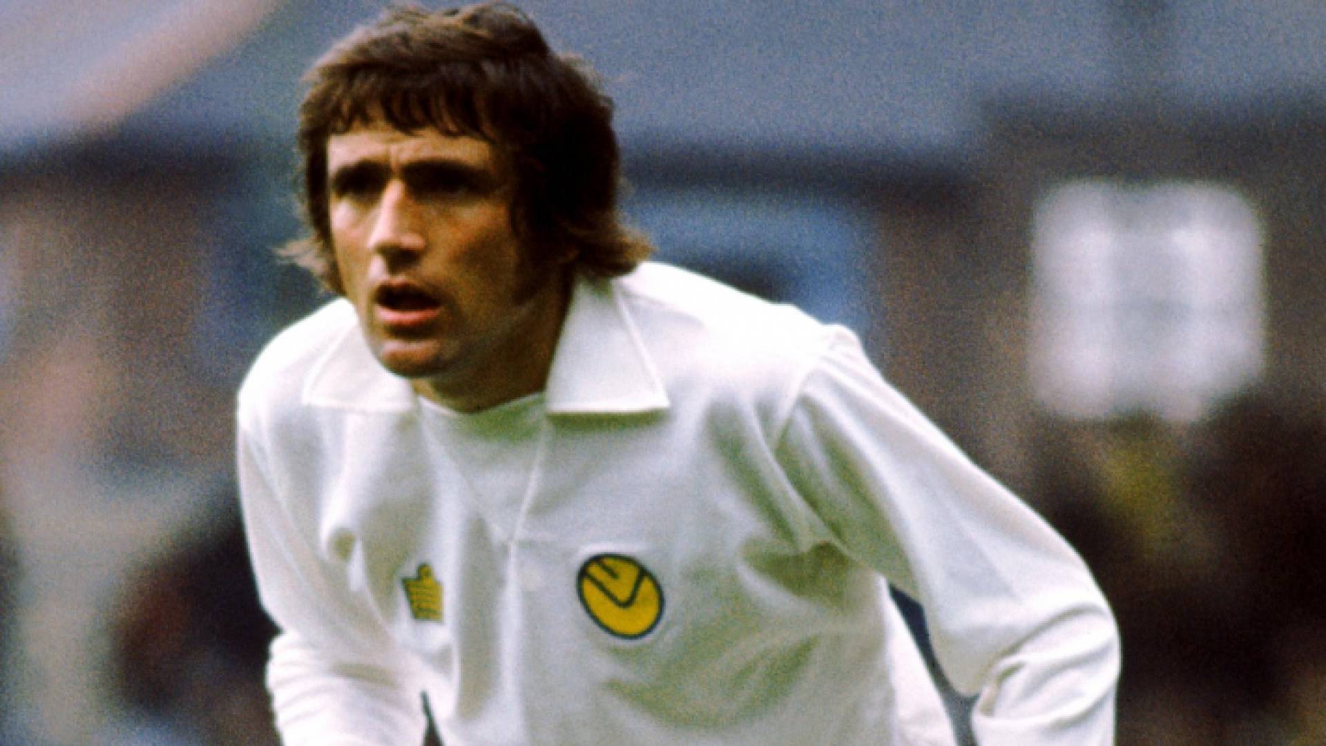 كورونا يهزم أسطورة كرة القدم الإنجليزية