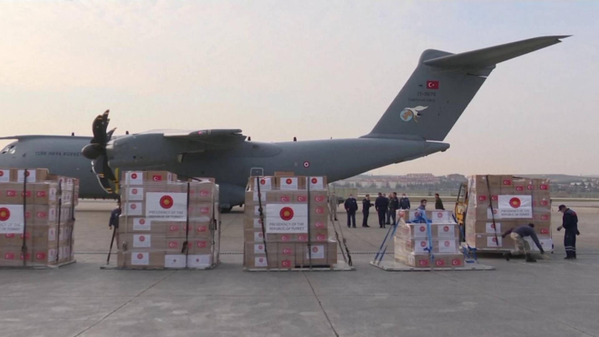تركيا ترسل تجهيزات طبية إلى الولايات المتحدة