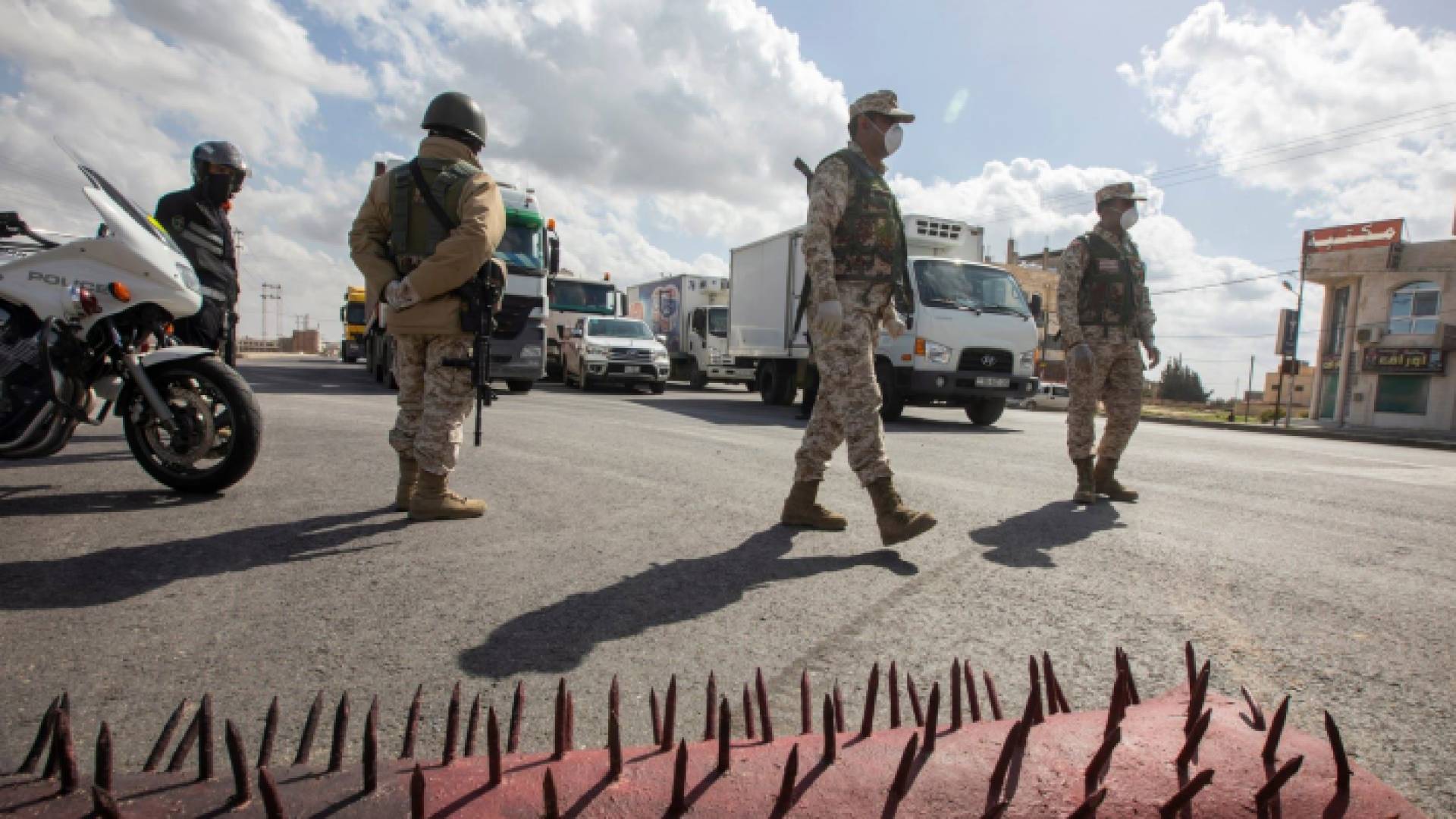 نقطة أمنية في عمان