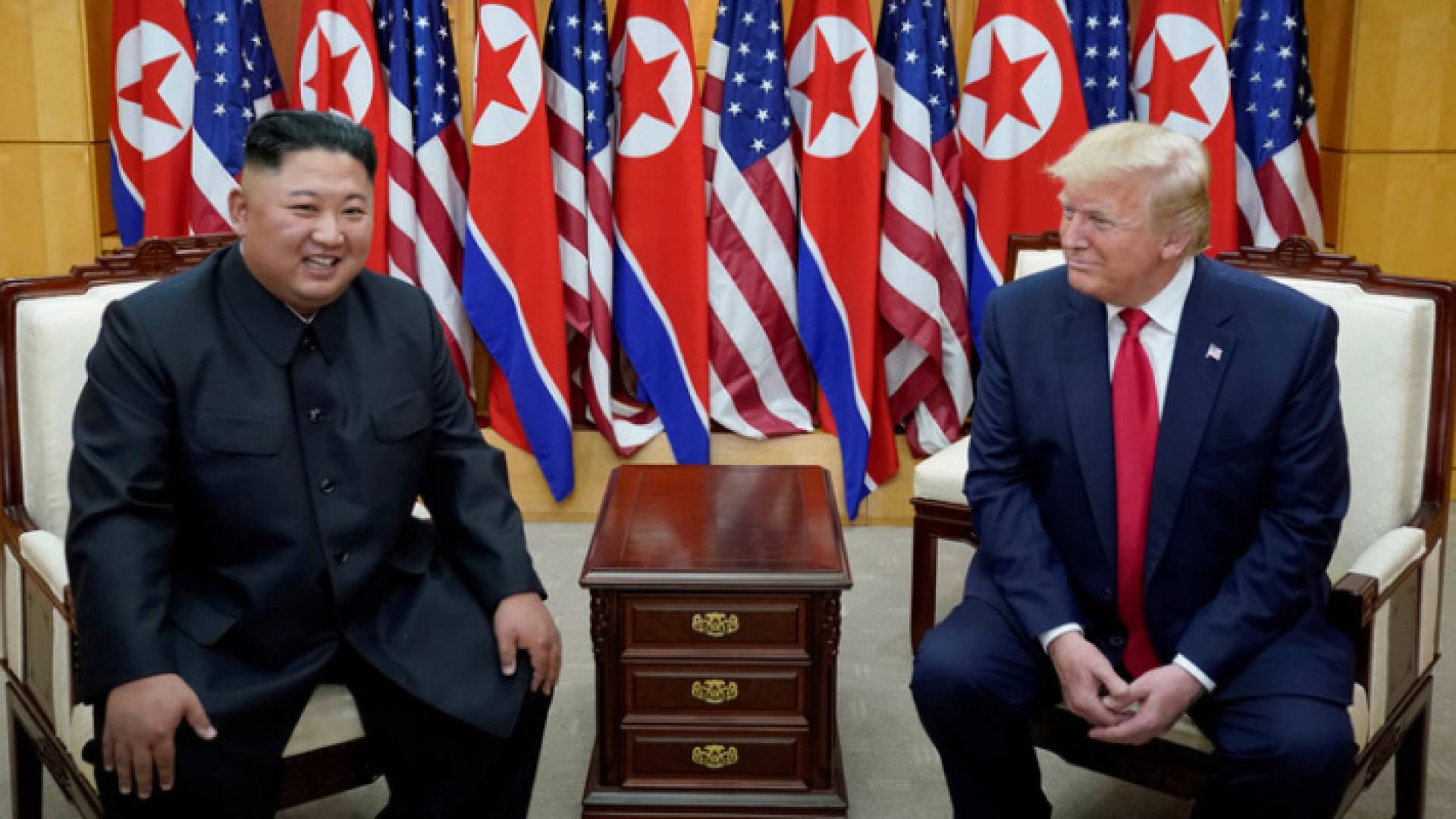الرئيس الأمريكي، دونالد ترمب، وزعيم كوريا الشمالية، كيم جونغ أون - ارشيفية