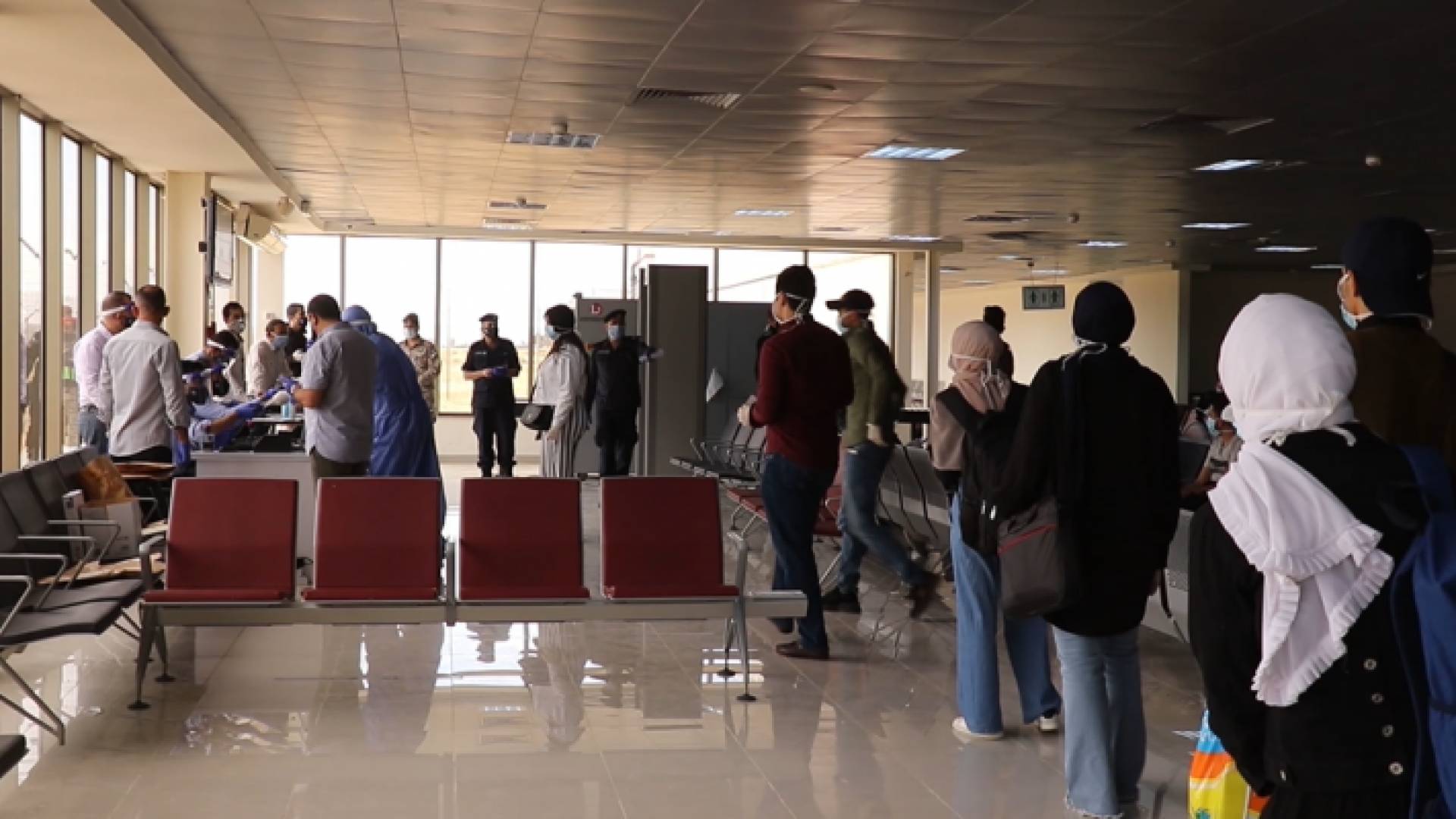 وصول أول 3 طائرات تقل طلبة أردنيين من الخارج