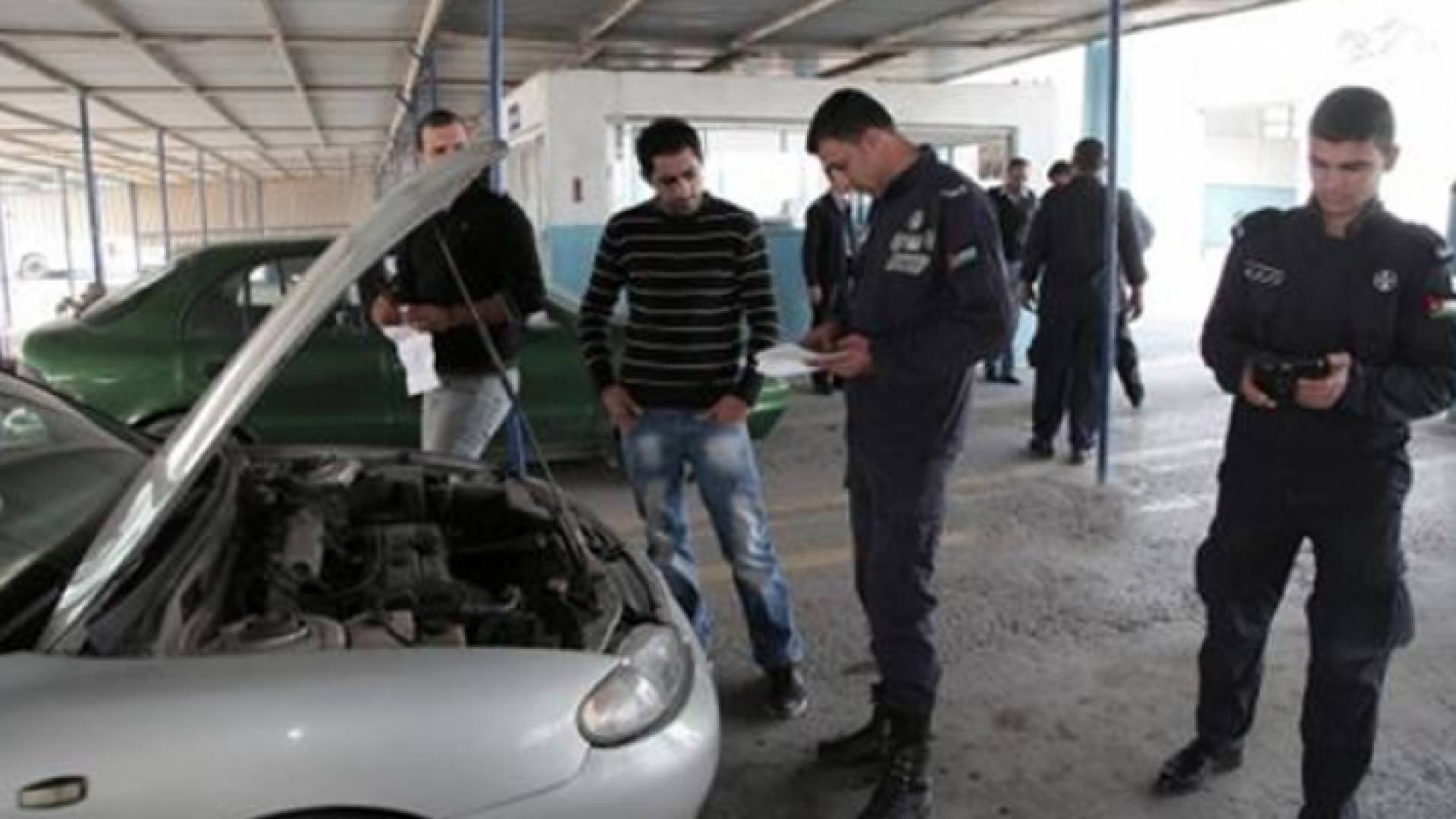 إدارة ترخيص السواقين والمركبات