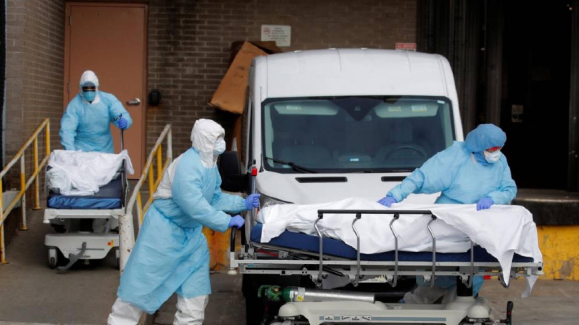 وفيات كورونا حول العالم تتجاوز 285 ألفا