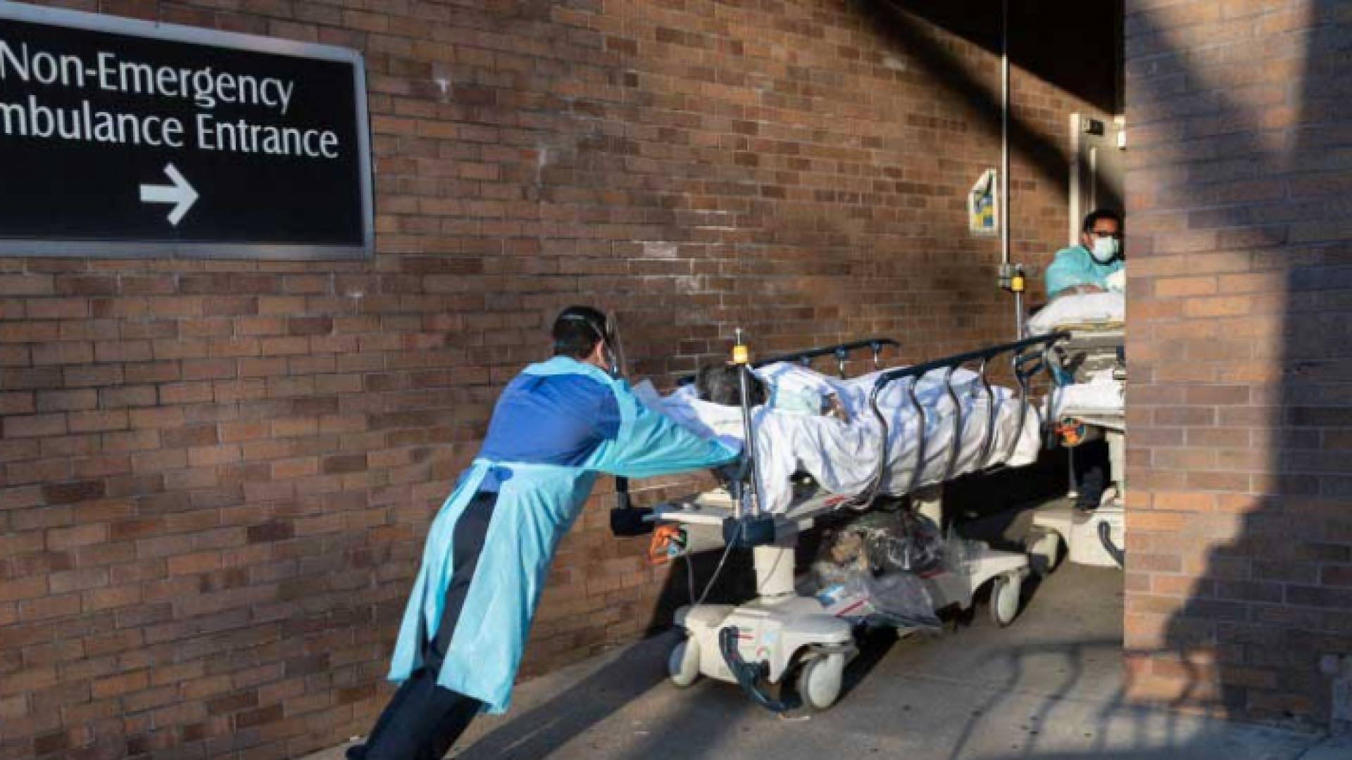 1680 وفاة بفيروس كورونا خلال 24 ساعة في أمريكا