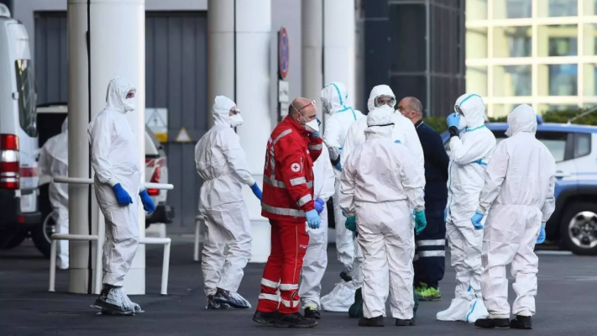 ايطاليا تسجل 92 وفاة و 300 اصابة جديدة بكورونا