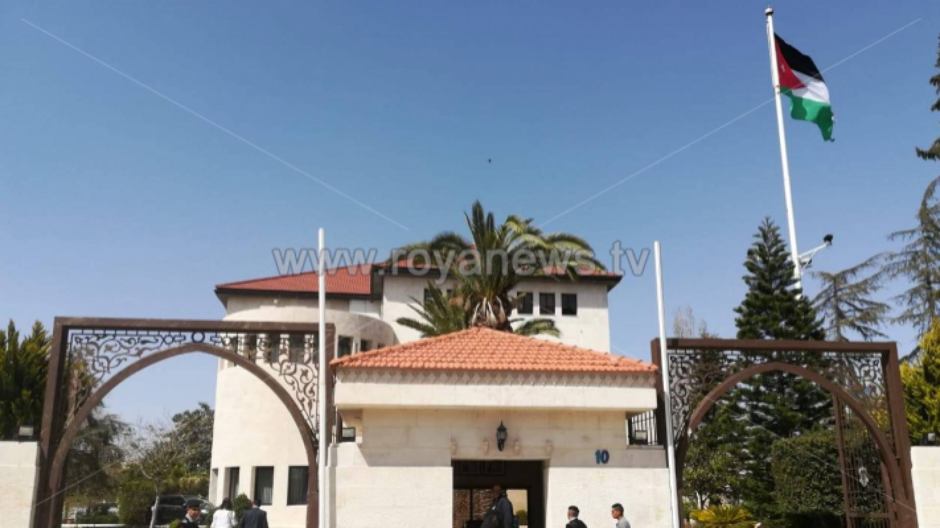 الحكومة: لم يتم اليوم اتخاذ أي قرار بفتح قطاعات جديدة