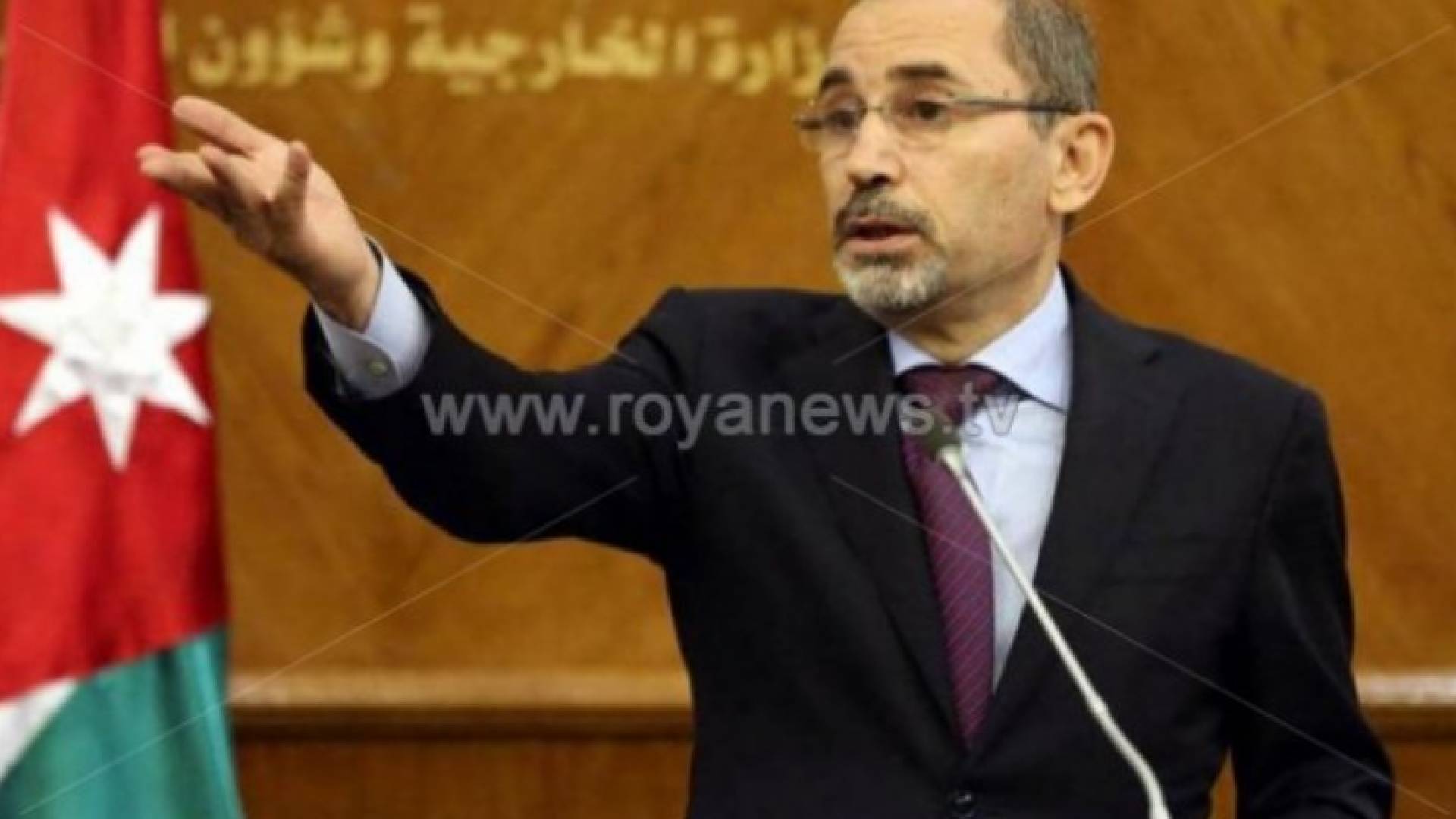 الصفدي ودومينيك يبحثان مواجهة كورونا وتعزيز العلاقات الثنائية