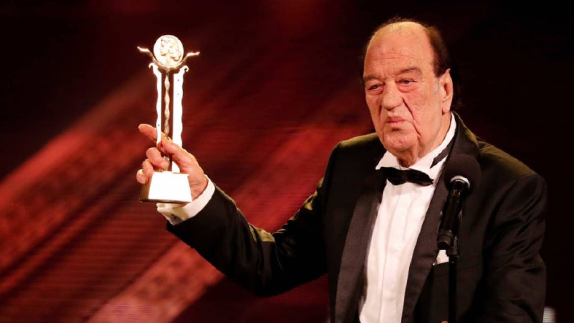 الفنان المصري الراحل حسن حسني