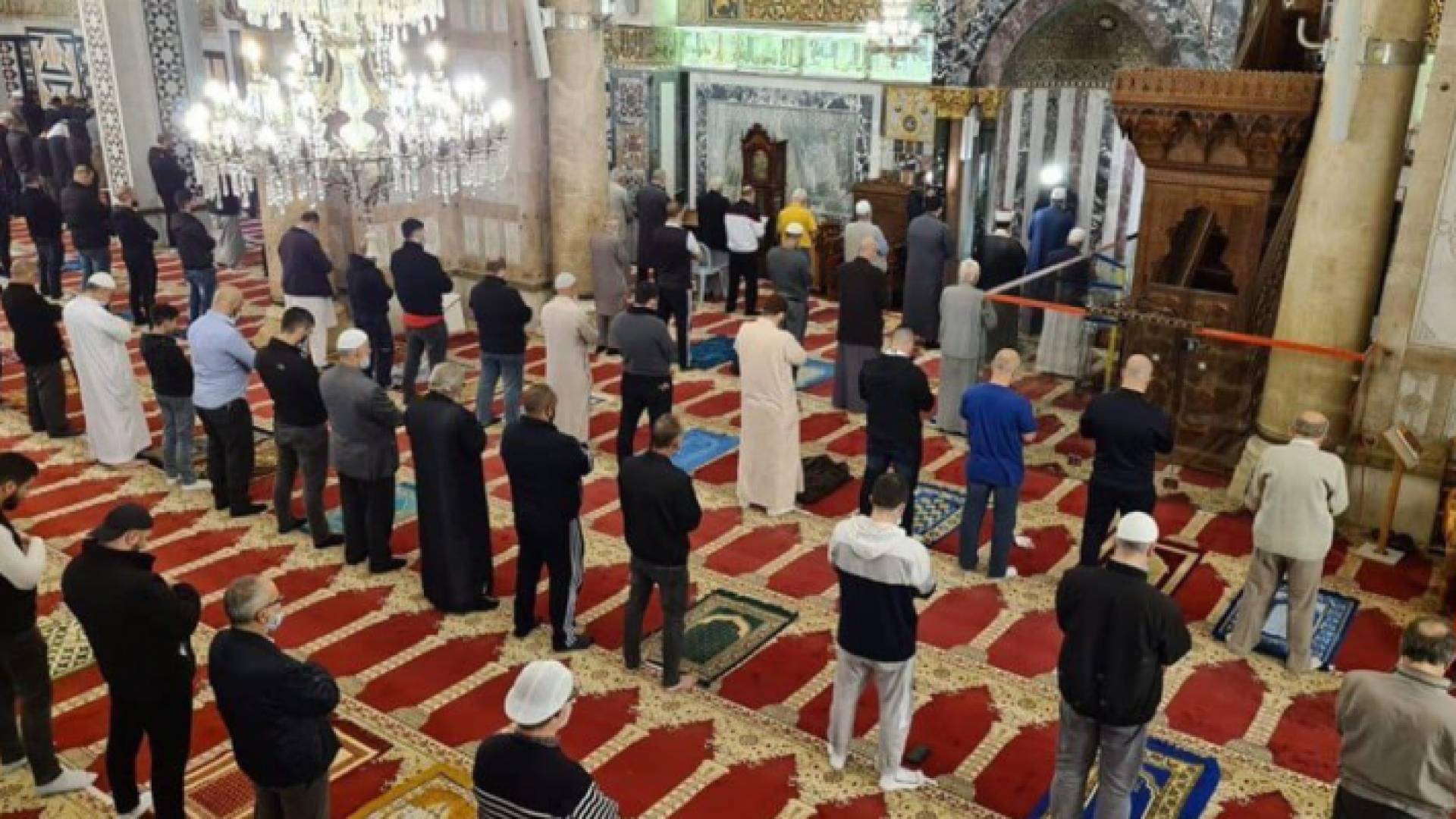 صلاة الفجر في الأقصى