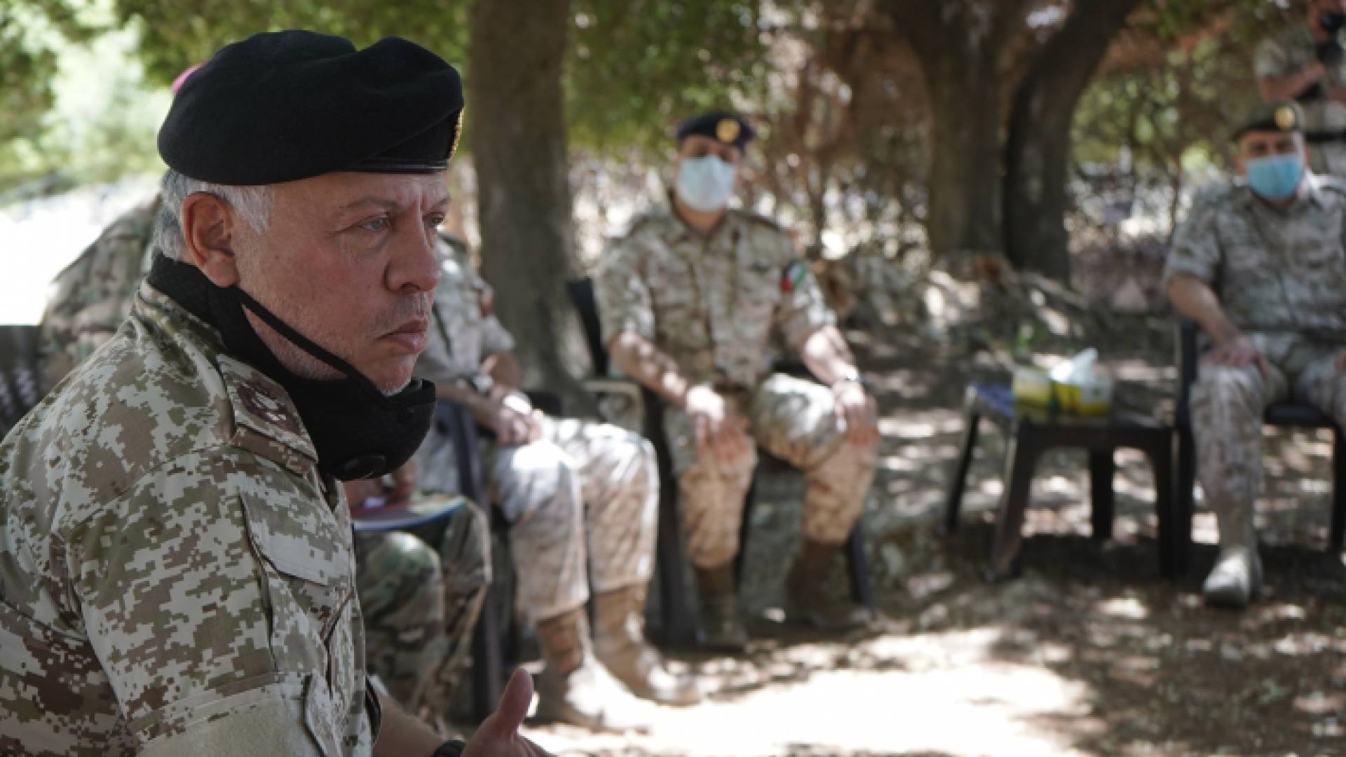 الملك: سياسة الأردن ارتكزت منذ بداية الأزمة على قاعدة "الإنسان أغلى ما نملك".