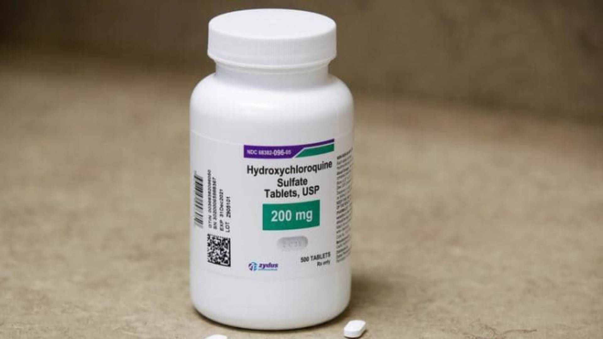 علبة من دواء عقار هيدروكسي كلوروكين المستخدم لعلاج الملاريا.