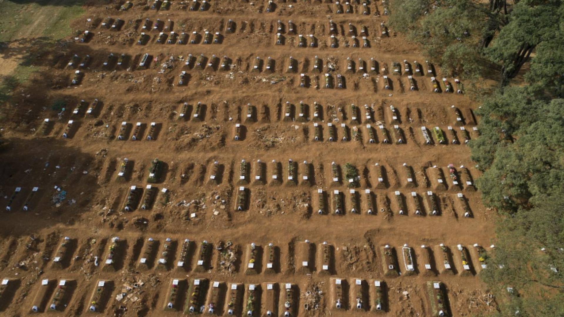 مقبرة جماعية ضخمة لدفن ضحايا كورونا في البرازيل