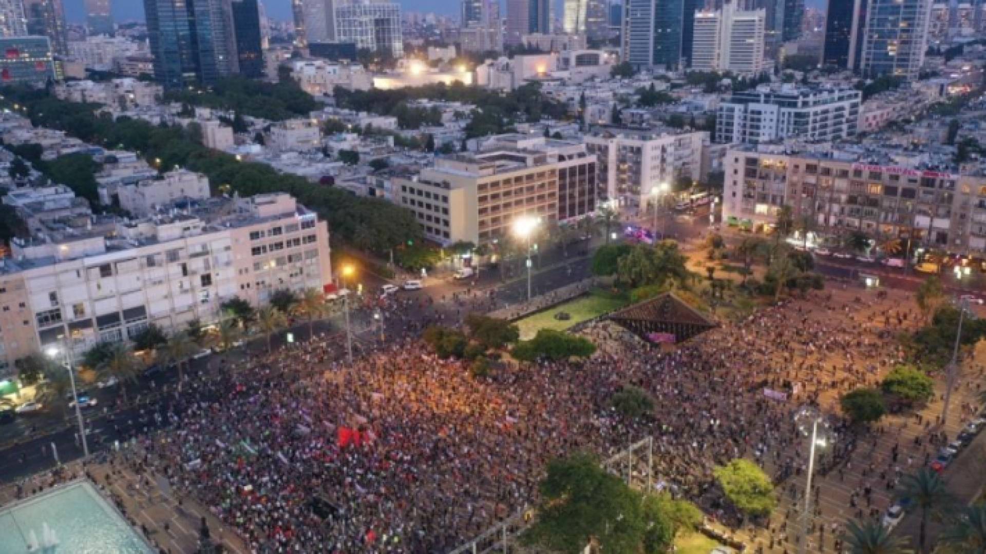 من المظاهرات