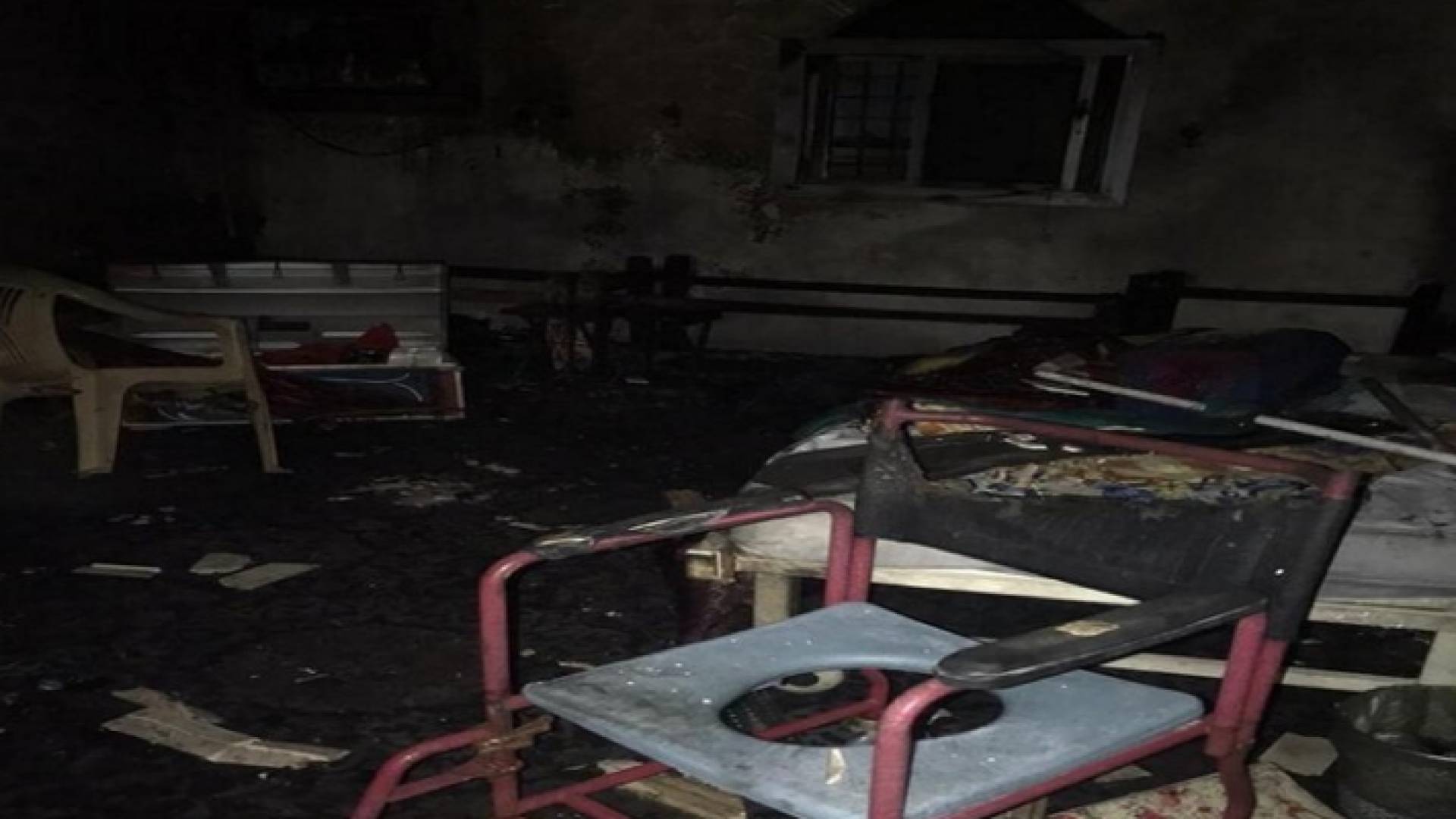 من موقع الجريمة