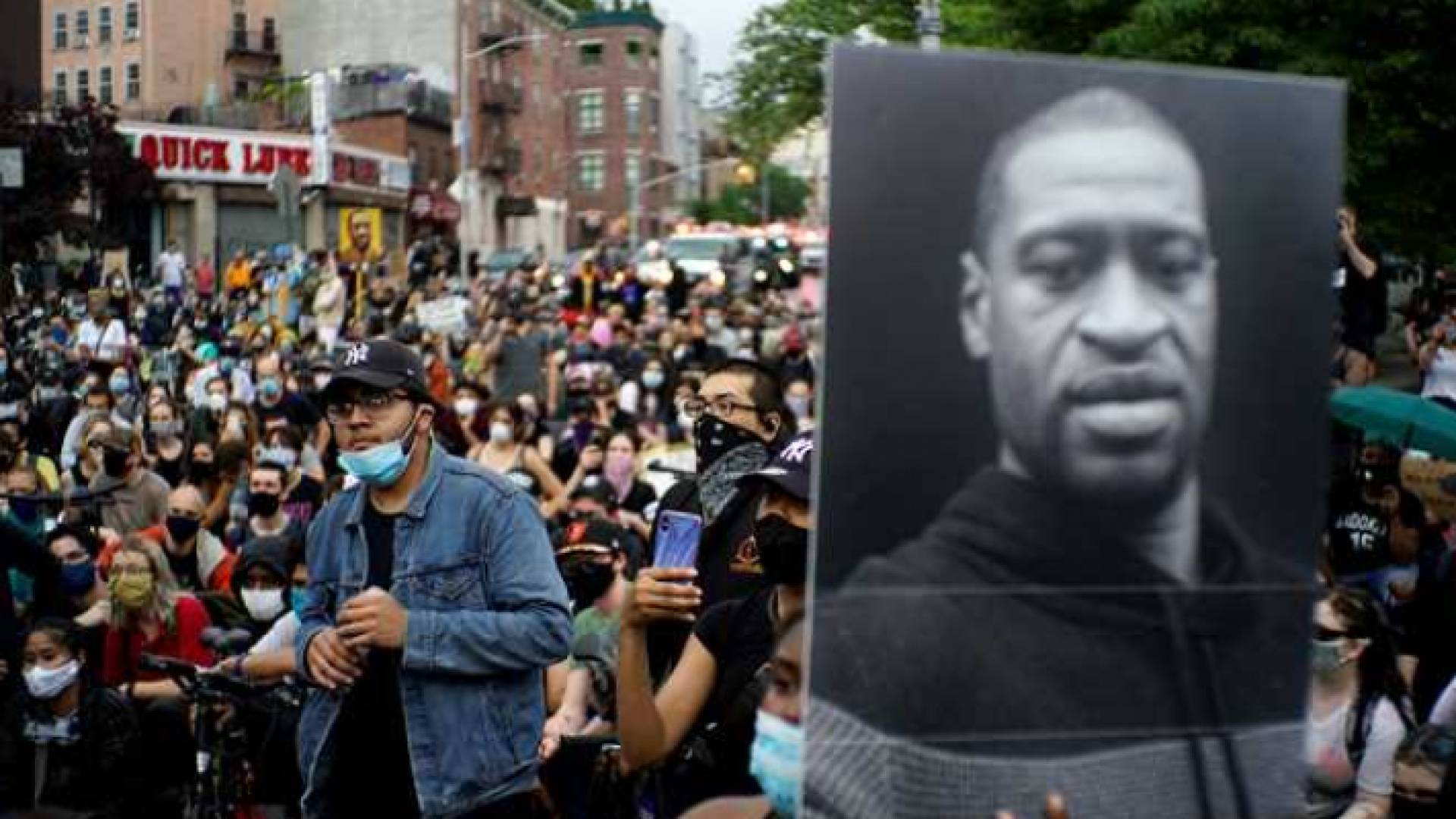 الصورة من الاحتجاجات