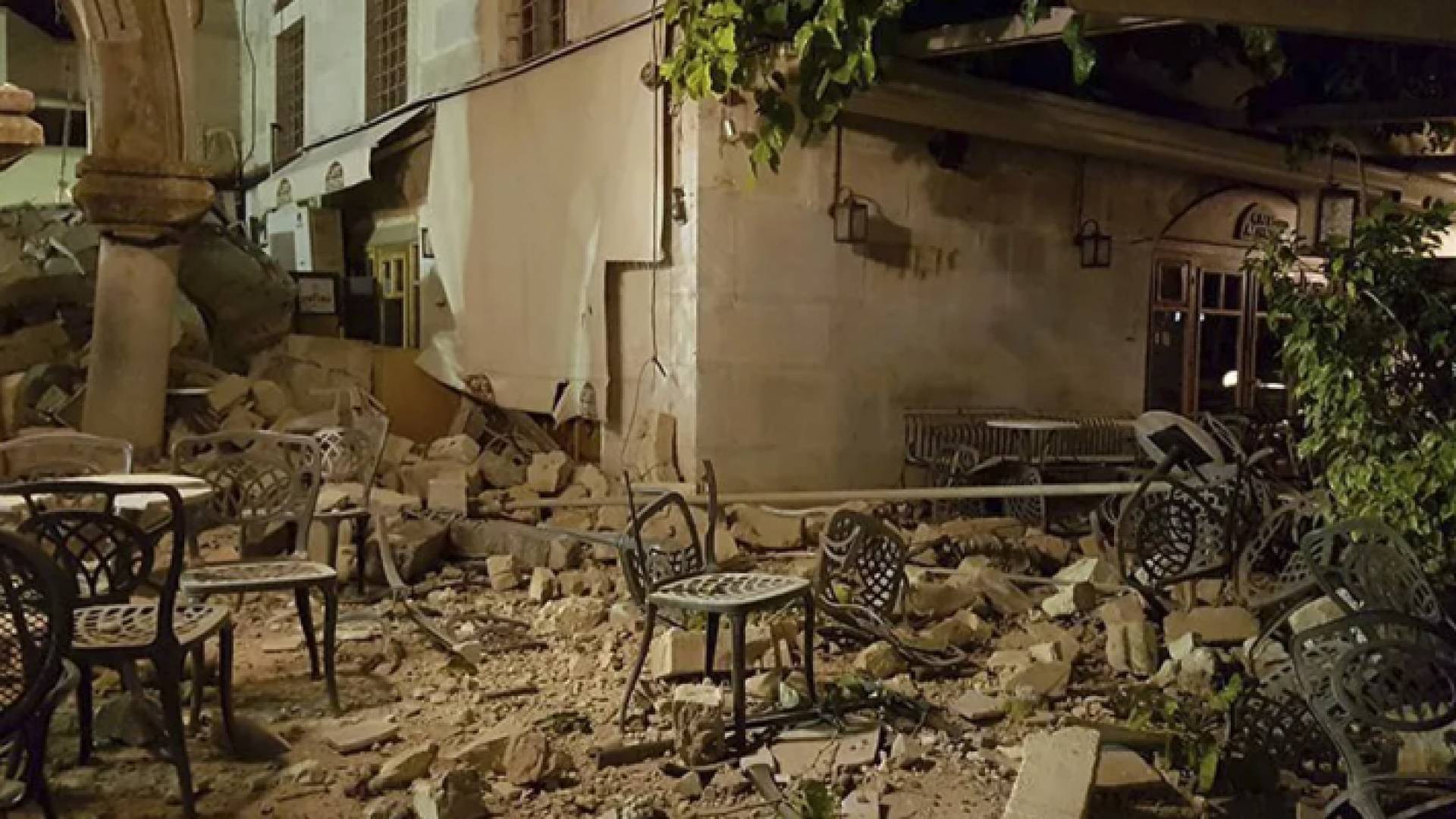 زلزال بقوة 5.7 ريختر يضرب شرق تركيا