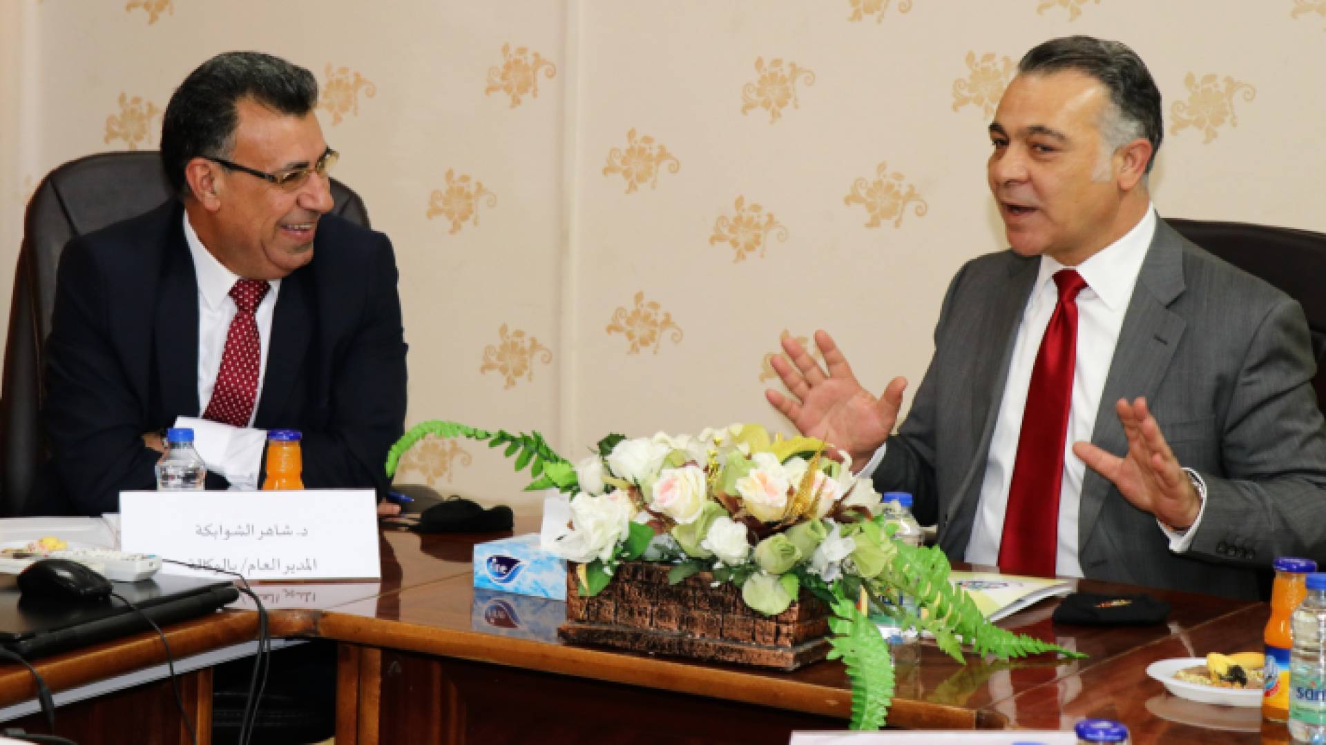 وزير التخطيط والتعاون الدولي يزور دائرة الاحصاءات العامة