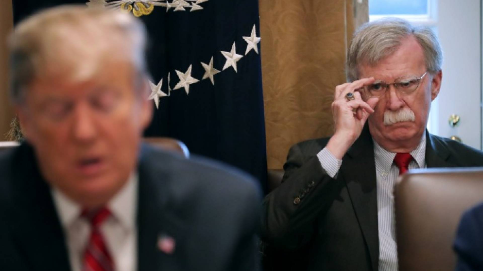 جون بولتون والرئيس الأمريكي دونالد ترمب