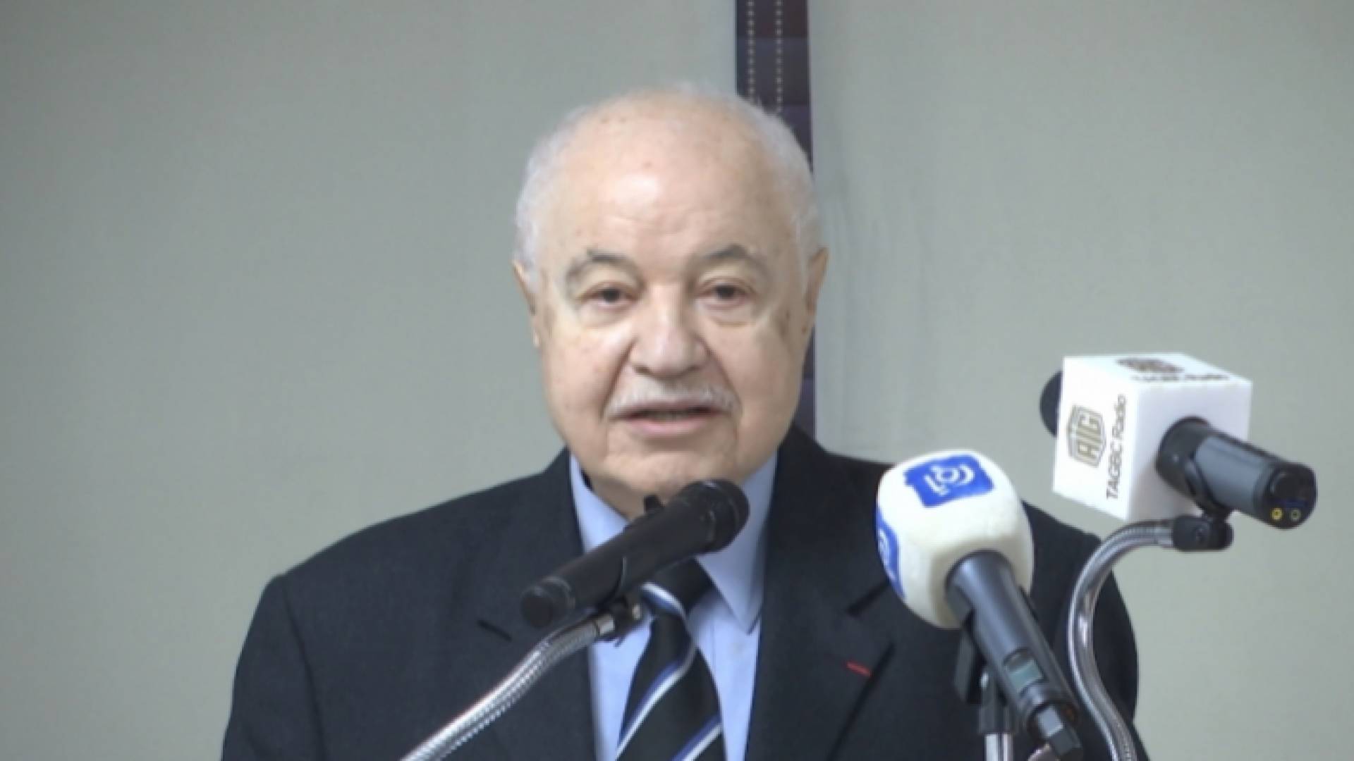 رجل الأعمال الدكتور طلال أبو غزالة