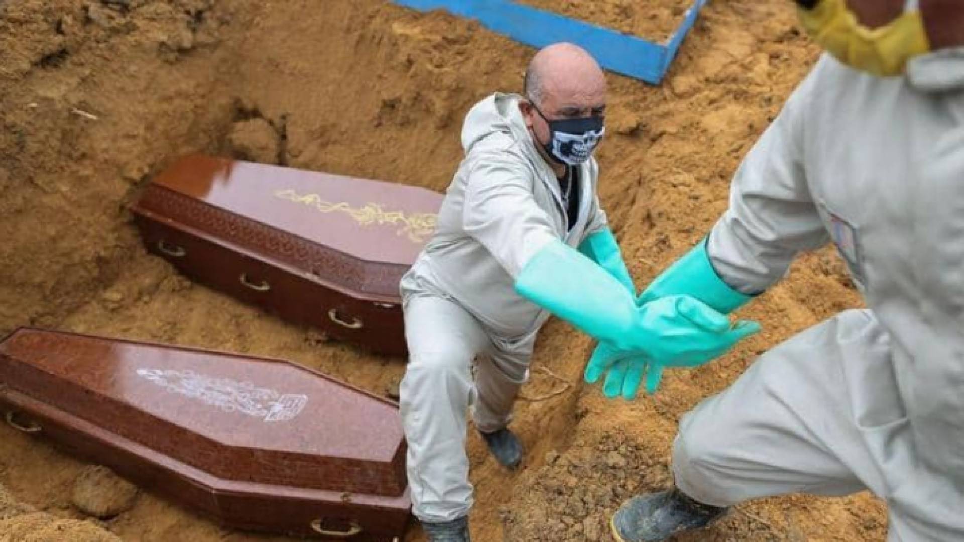 وفيات قياسية بكورونا في البرازيل