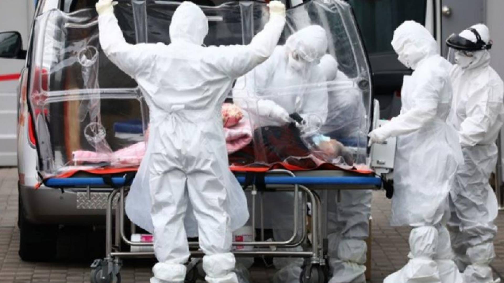 عدد الإصابات الجديدة بكورونا خلال 24 ساعة يقترب من مستويا قياسية في أمركيا