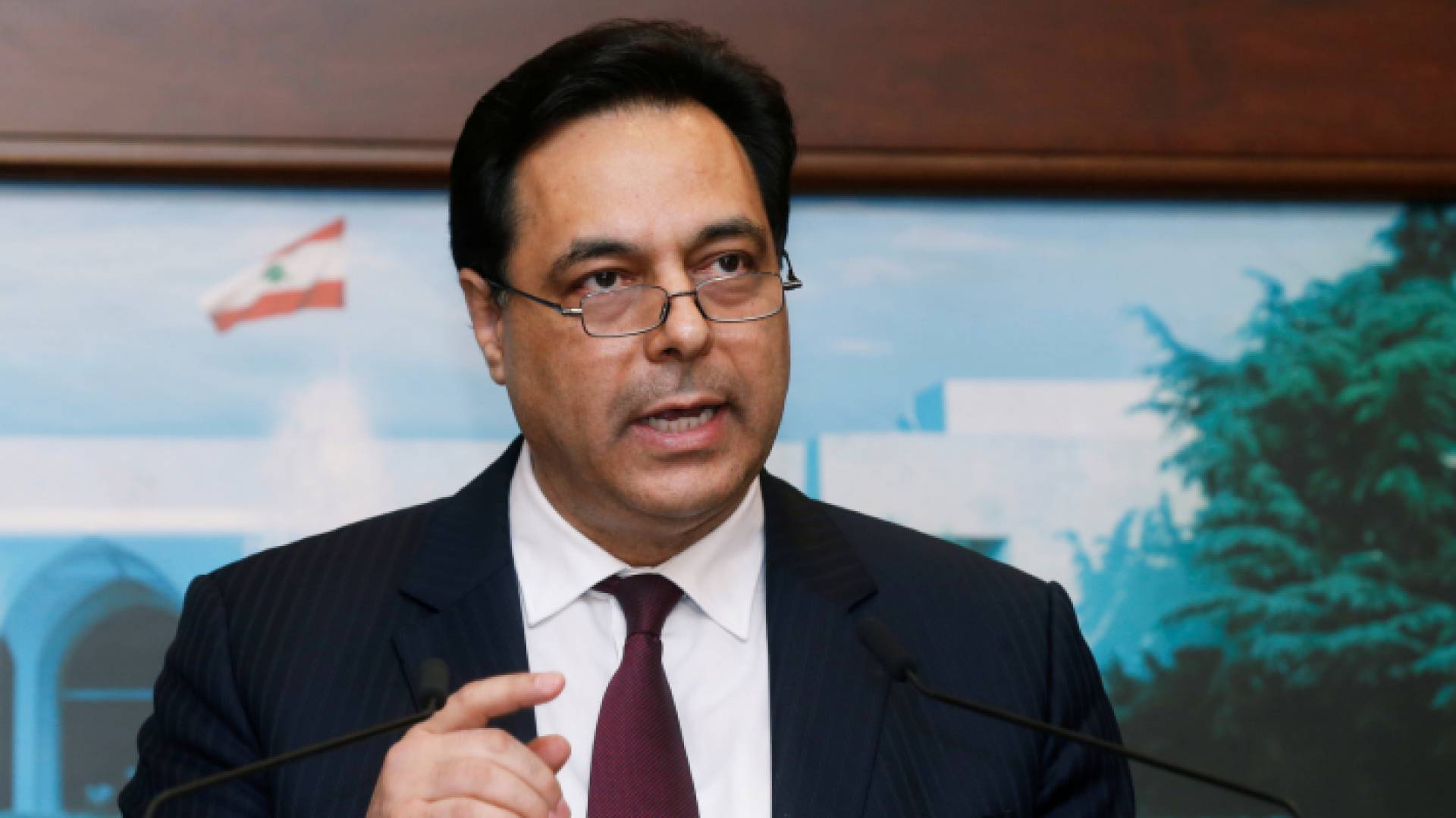 حسان دياب رئيس الوزراء اللبناني