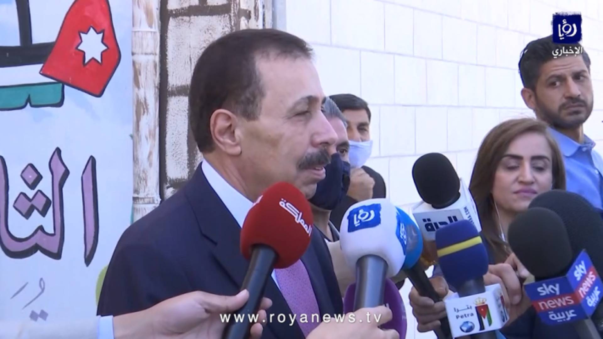 وزير التربية والتعليم تيسير النعيمي