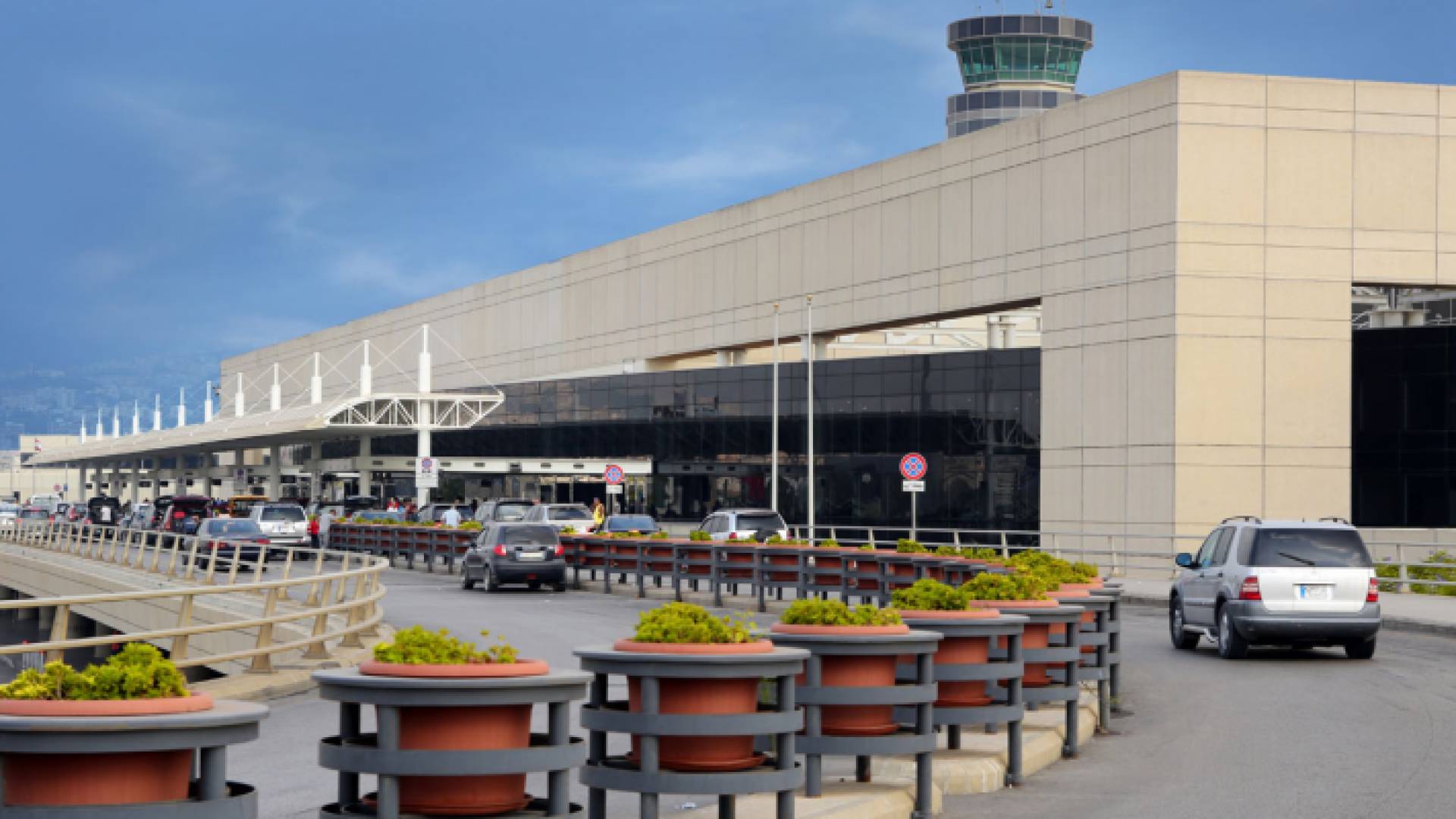 مطار رفيق الحريري الدولي في بيروت