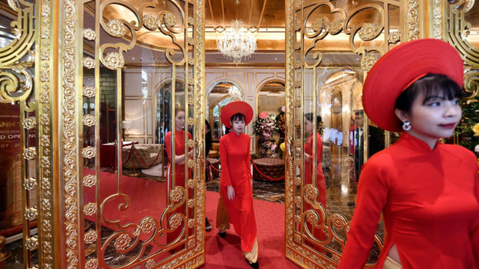 تبلغ كلفة النزول في الفندق 250 دولارا في الليلة