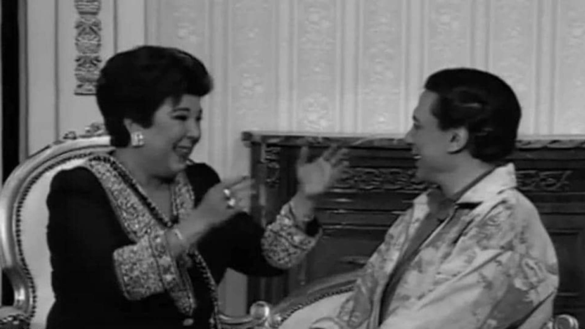 الصورة التي نشرها عادل امام على انستغرام