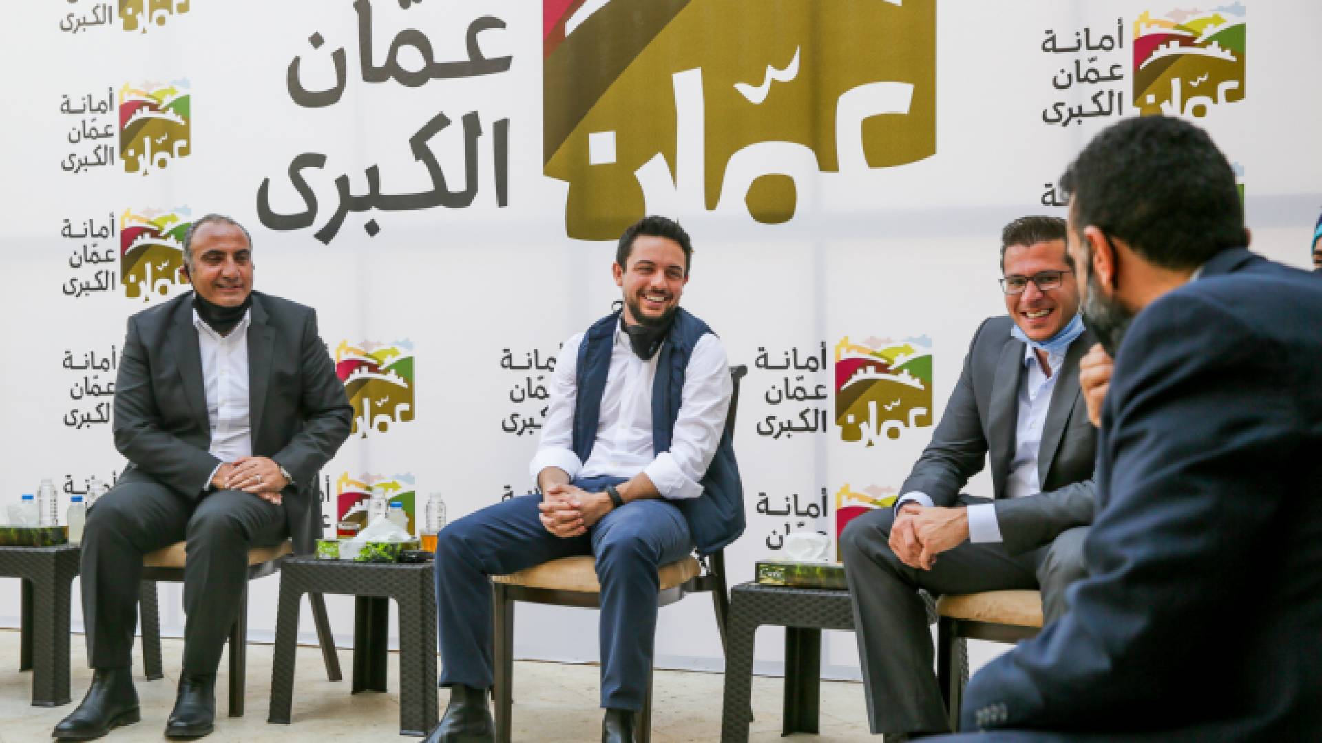 من لقاء ولي العهد بموظفي امانة عمان