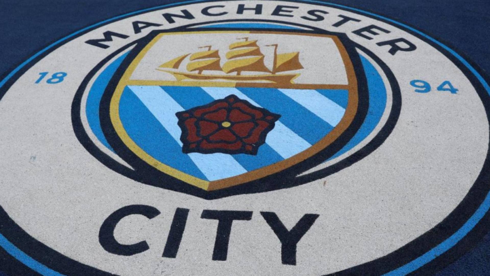 شعار مانشستر سيتي
