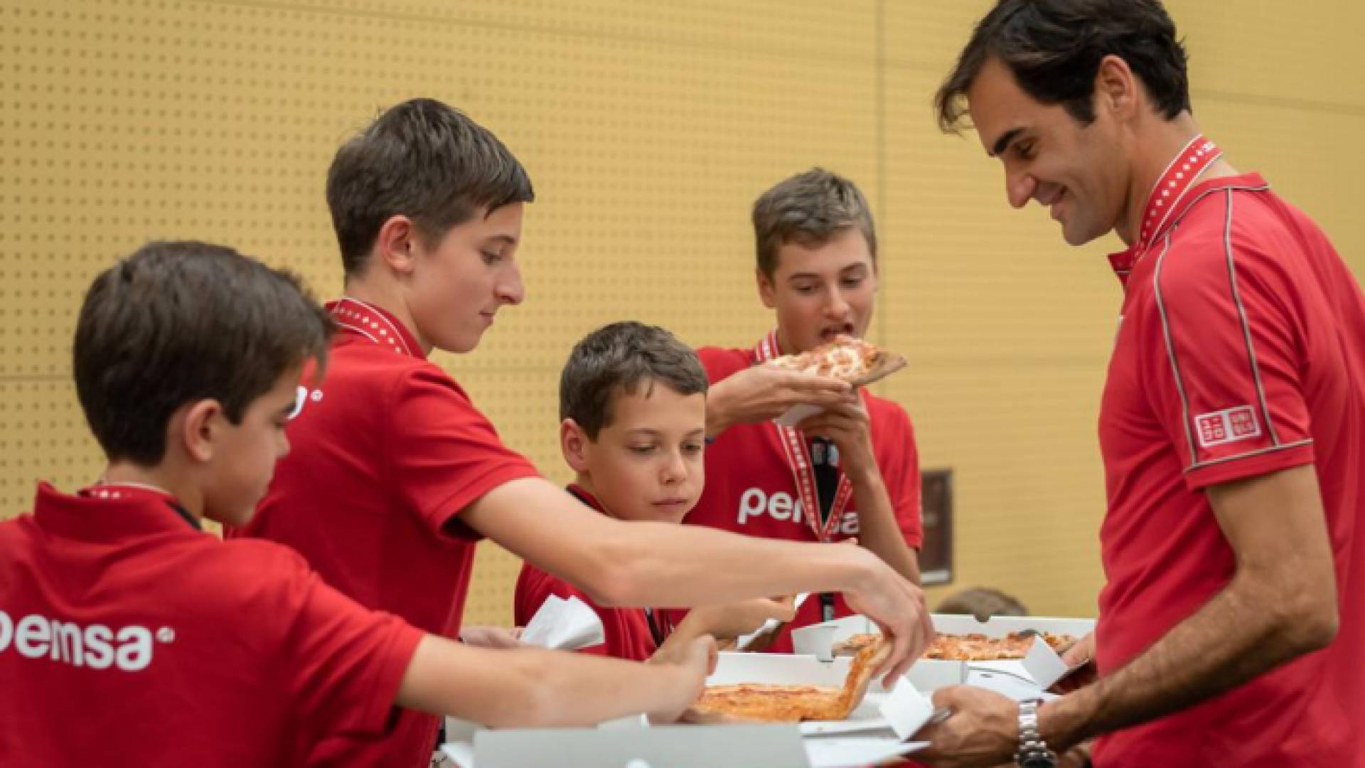 ألغيت دورة بازل السويسرية الدولية لكرة المضرب