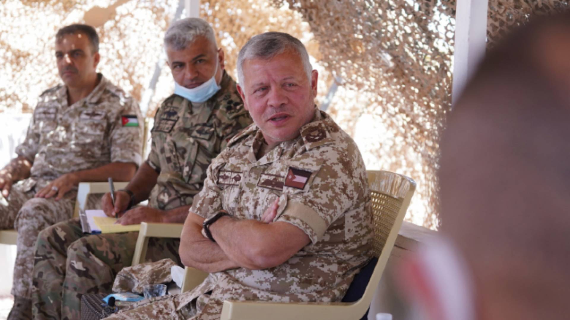 الملك يعرب عن اعتزازه الكبير بدور وقدرة الجيش العربي في حماية حدود المملكة من أي تهديدات