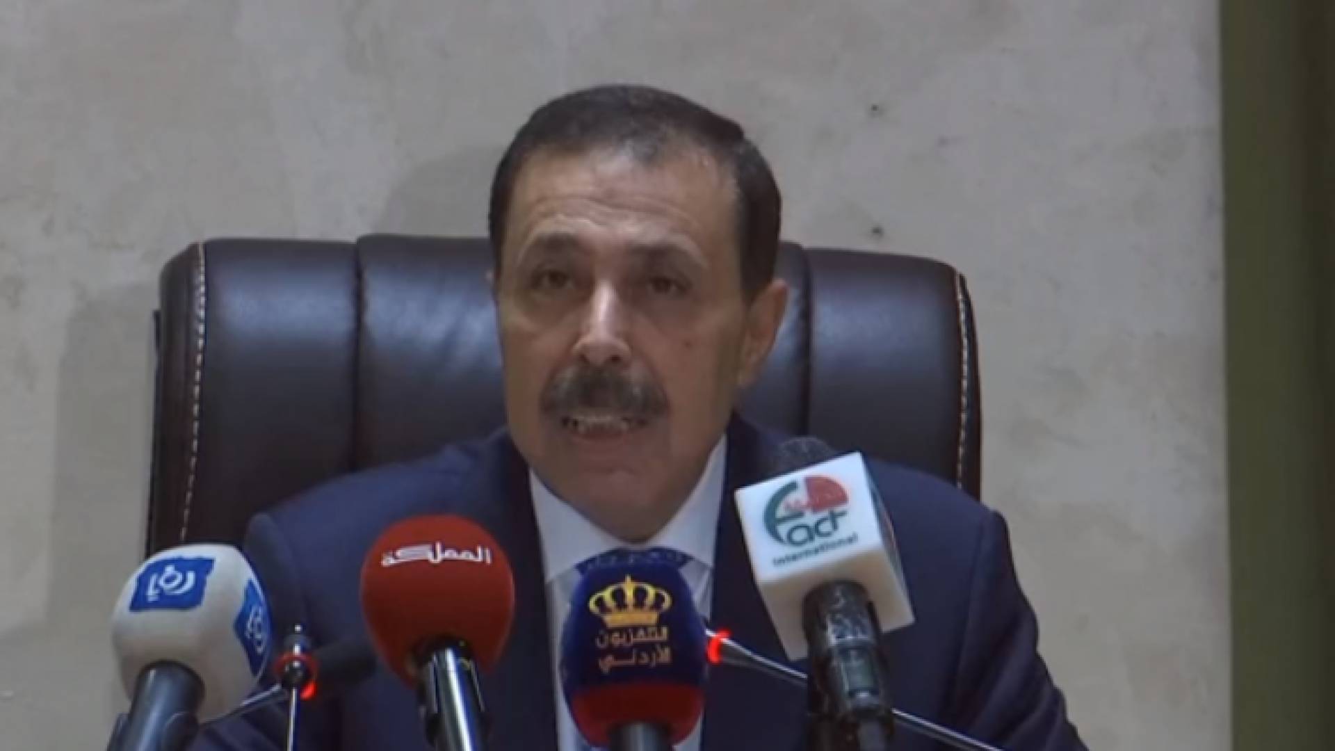 وزير التربية والتعليم، الدكتور تيسير النعيمي