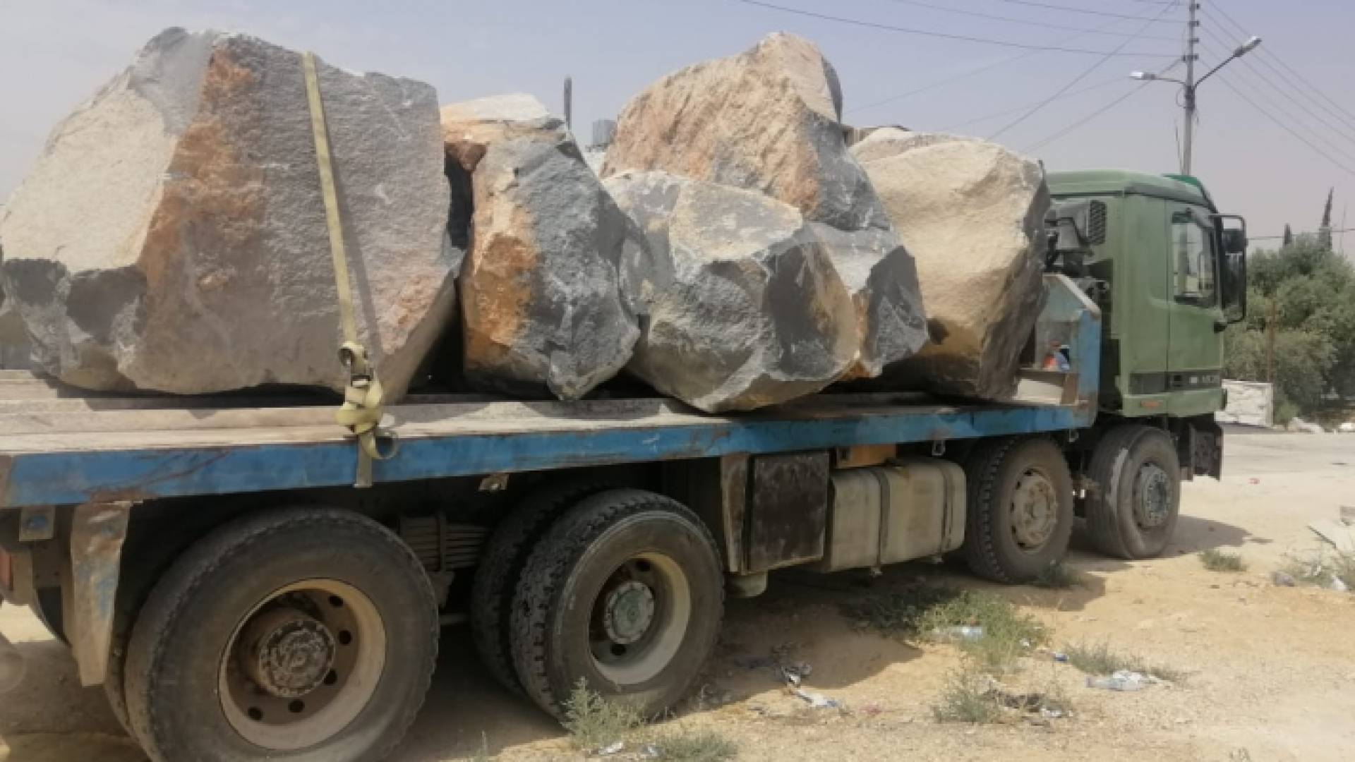 الشاحنة المضبوطة