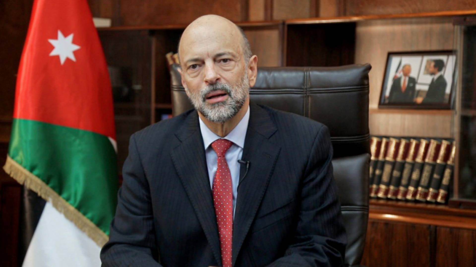 رئيس الوزراء عمر الرزاز