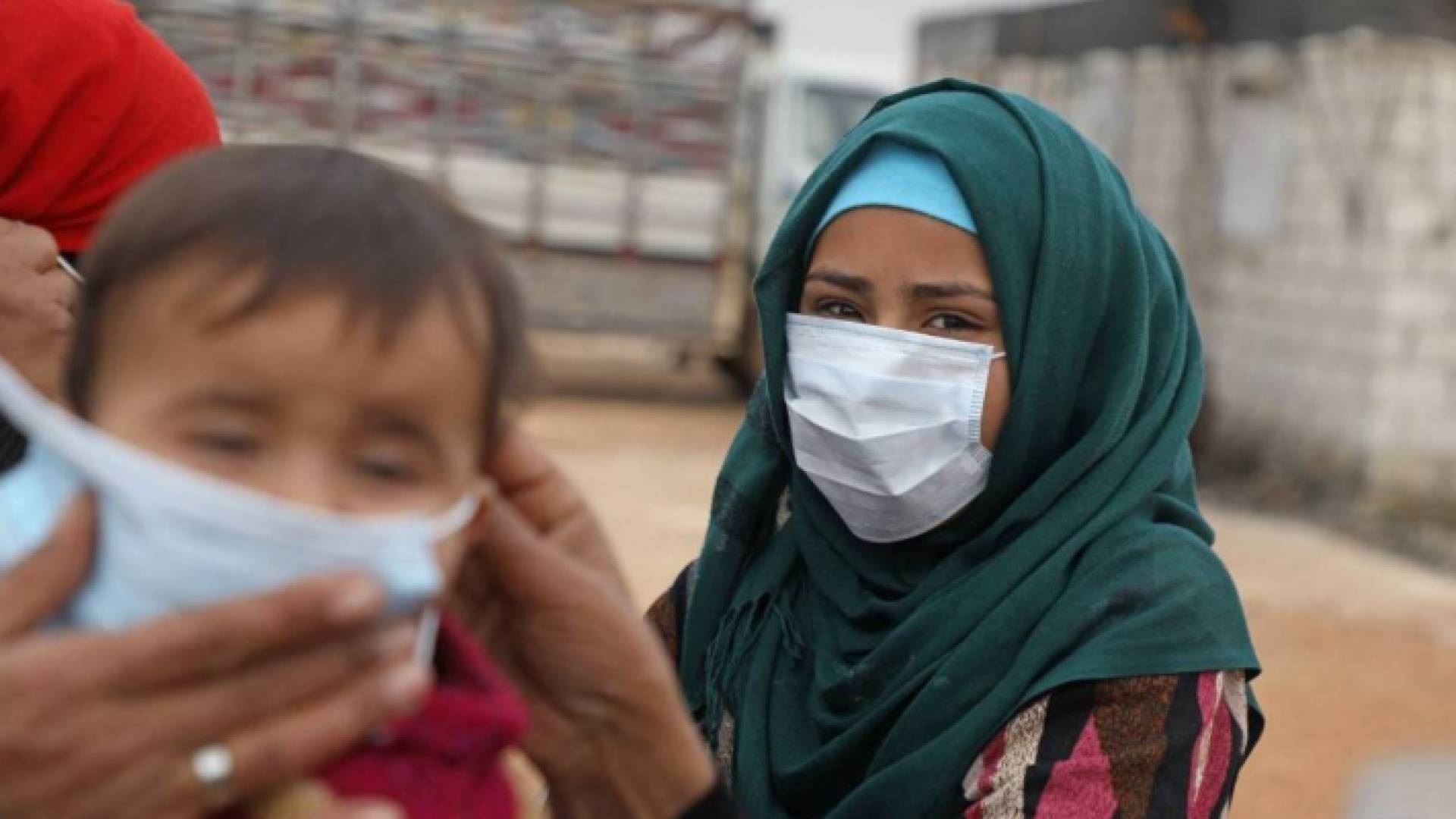 لا تلوح في الأفق أي حلول تنتشل لبنان من أزمتها