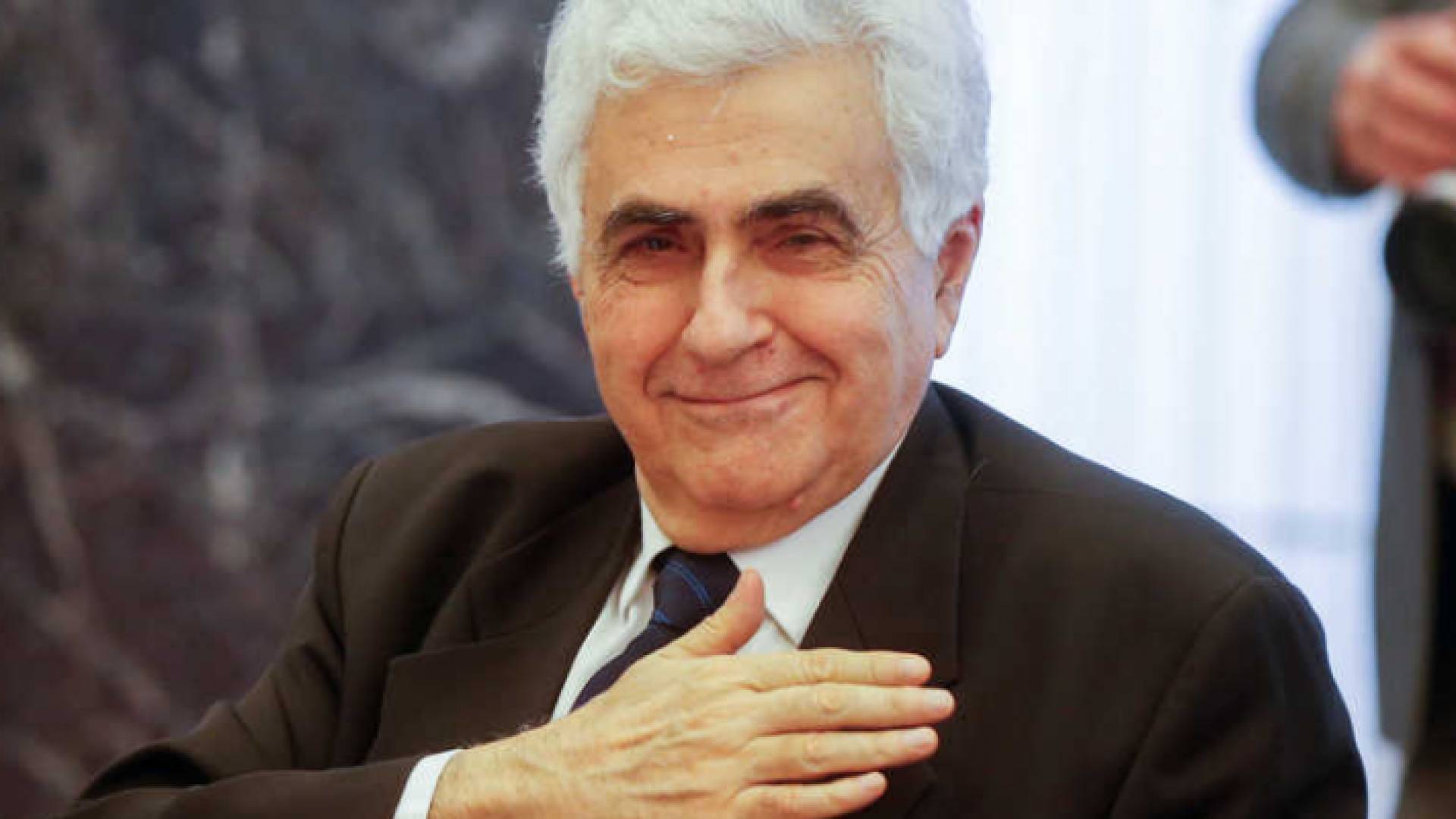 وزير الخارجية اللبناني يقدم استقالته من الحكومة