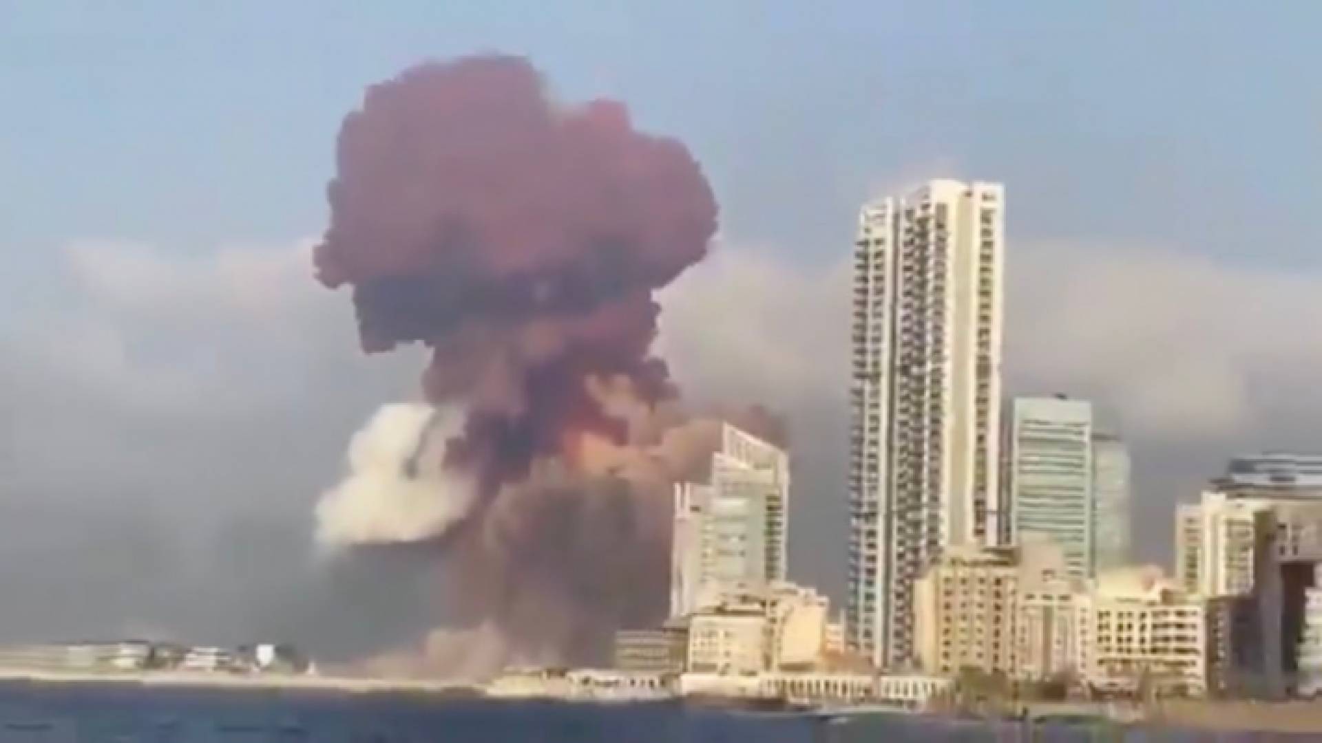 من الانفجار