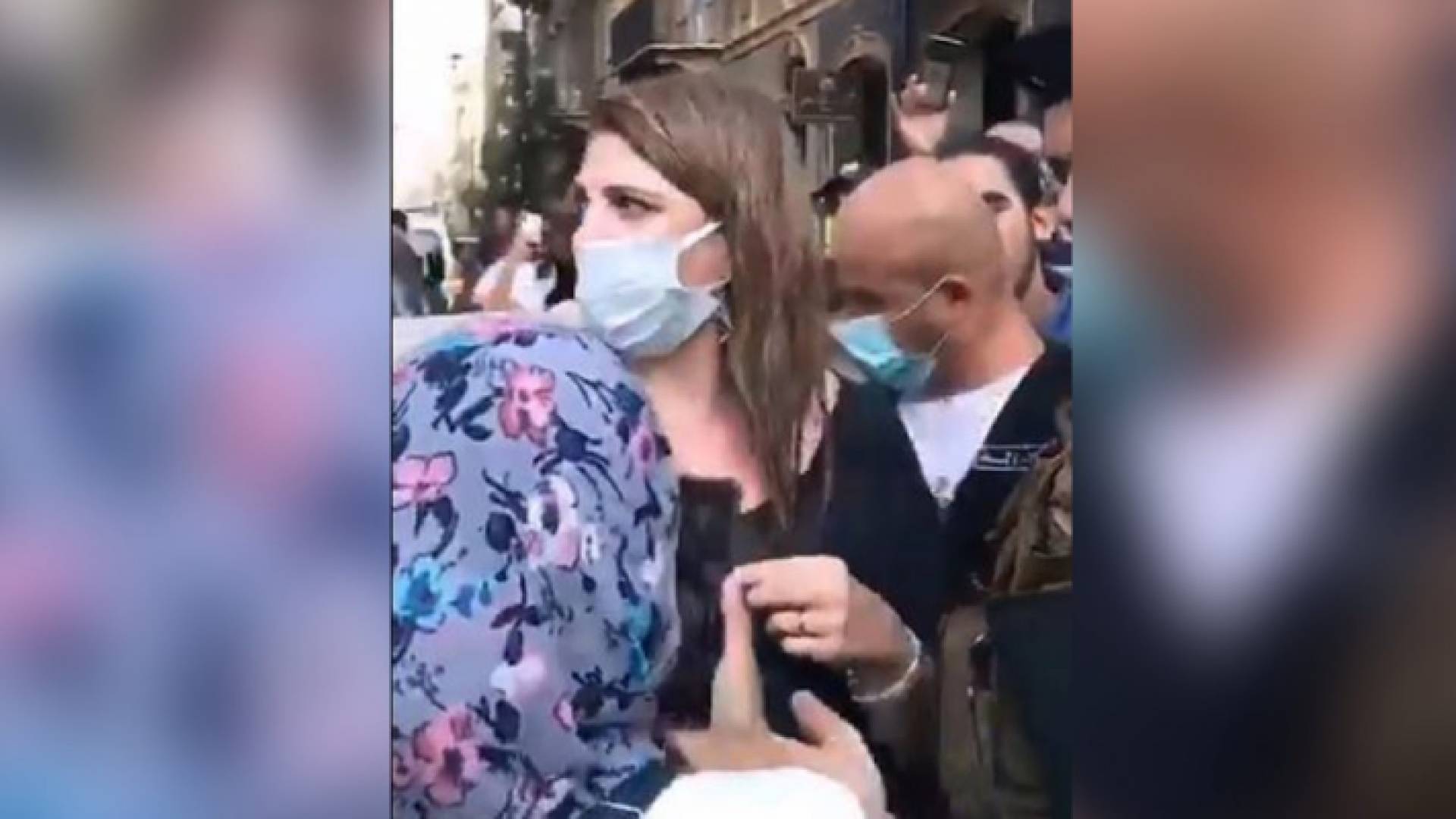 رشق وزيرة العدل اللبنانية بالمياه ومطالبتها بالاستقالة