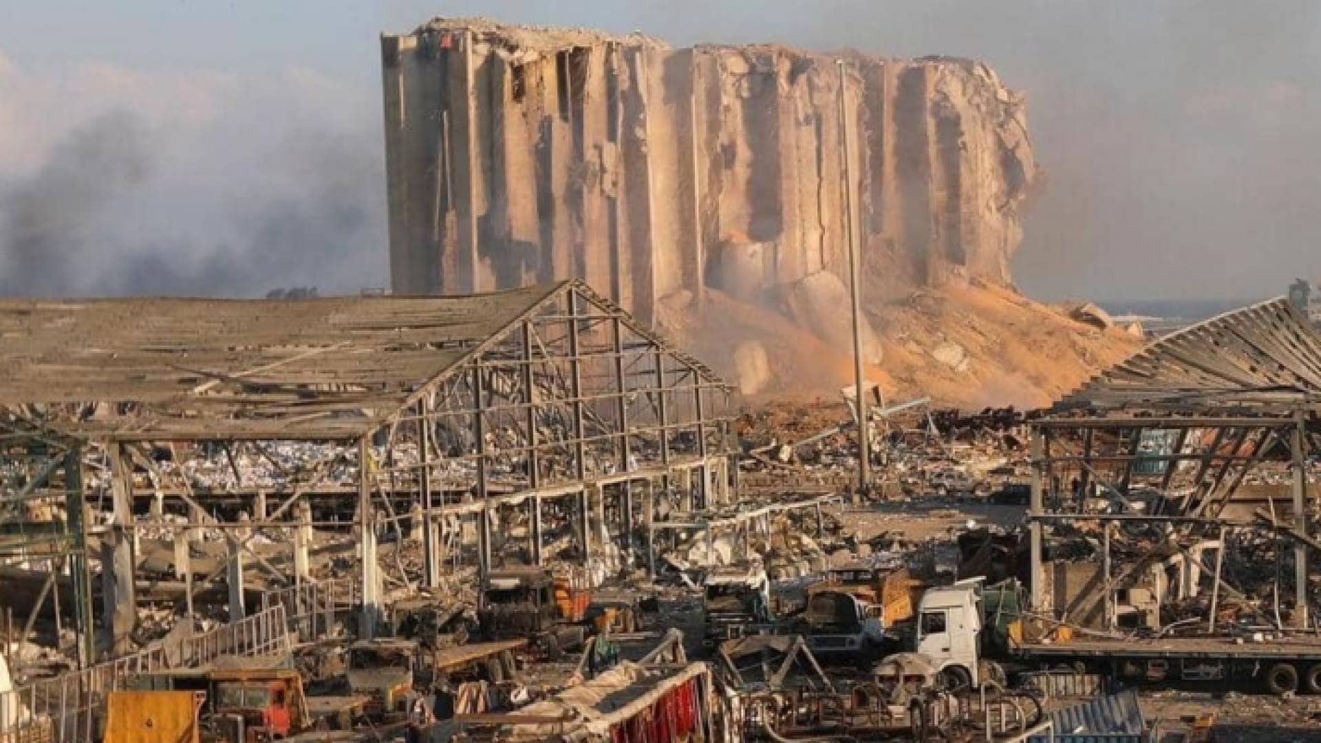 الصورة من مكان الانفجار