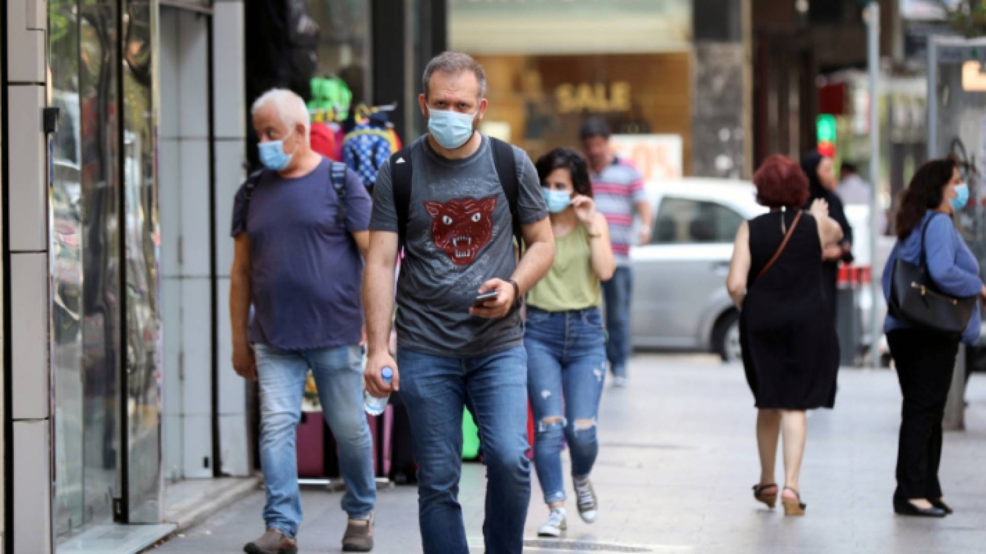 تم تسجيل 279 اصابة بالفيروس بين المقيمين و 18 اصابة بين الوافدين